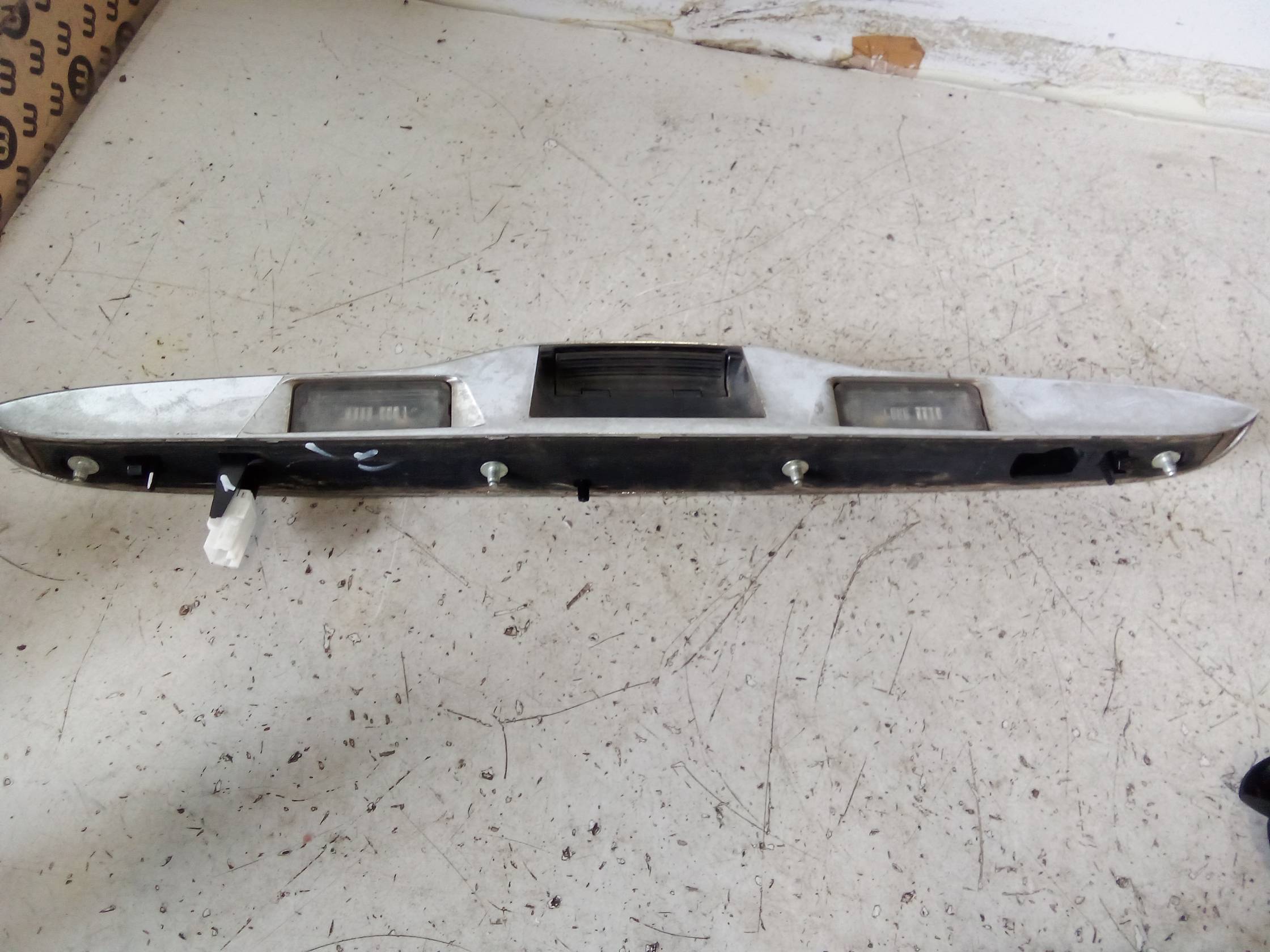 Maniglia portello post. Maniglia portello post.