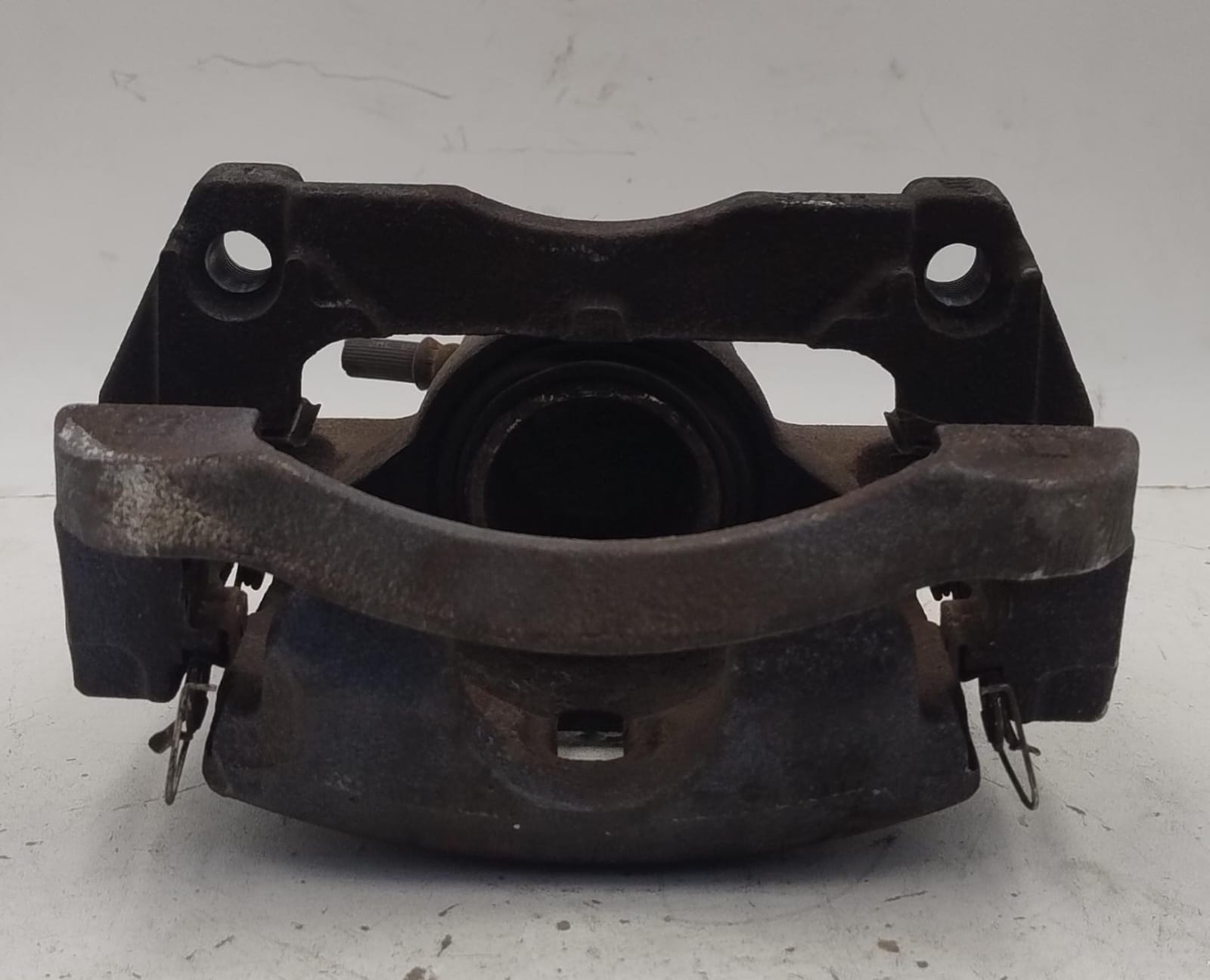 Pinza freno anteriore sx.