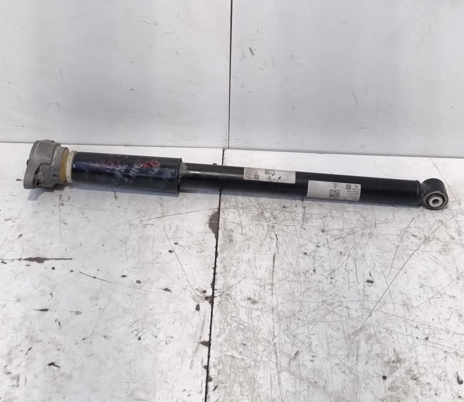 Ammortizzatore post. dx.