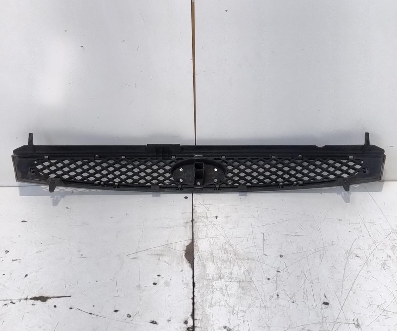 Griglia paraurti ant.