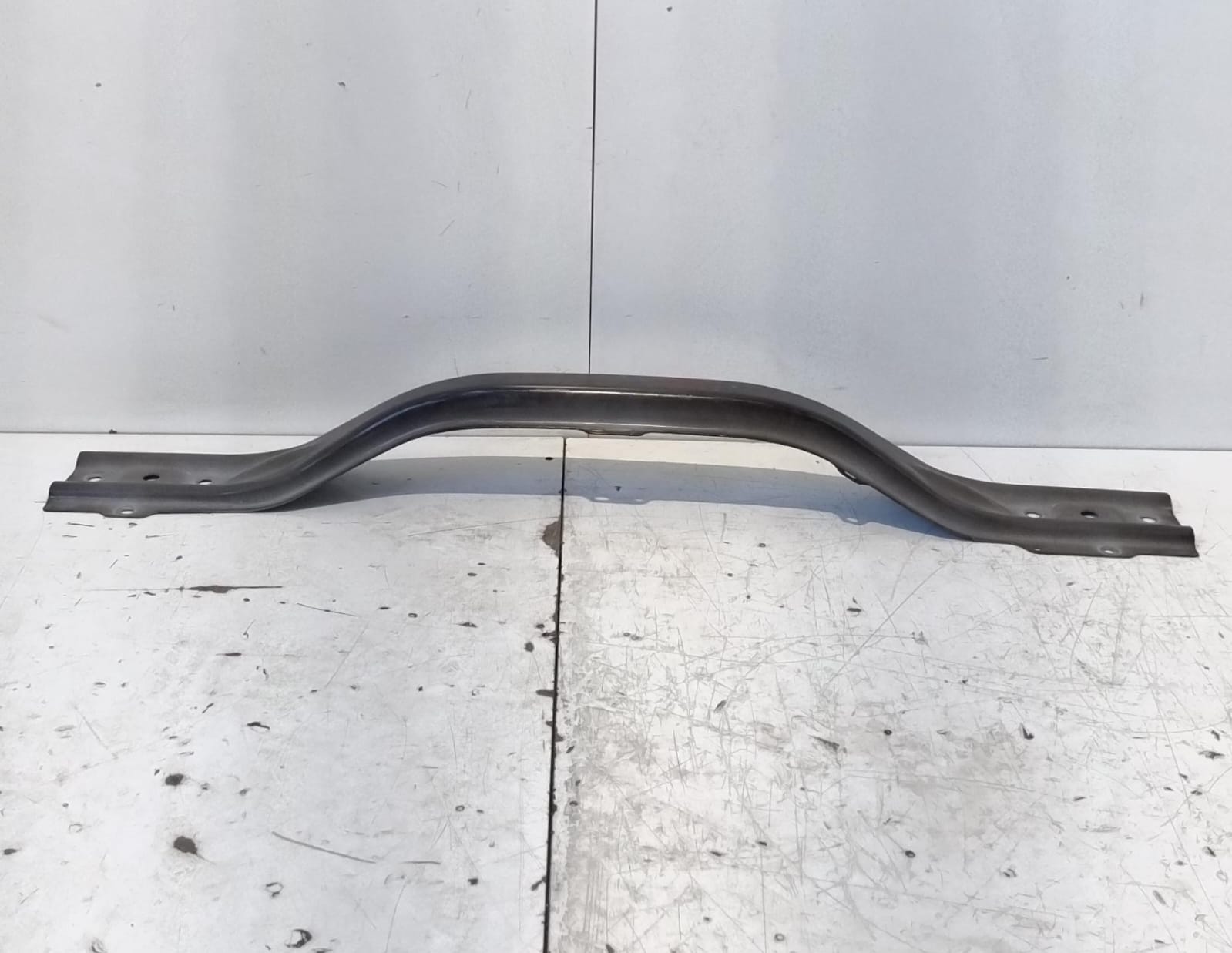 Traversa paraurti post.