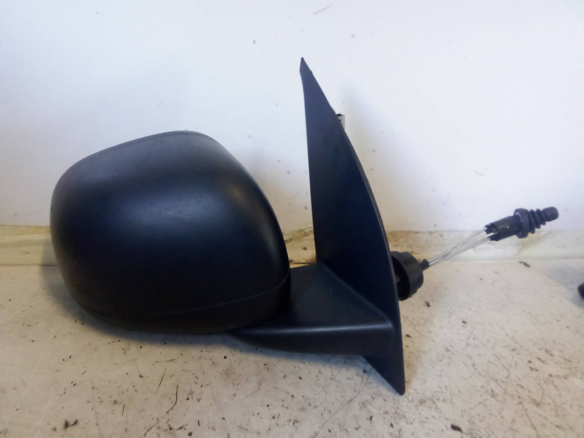 Retrovisore est. dx.