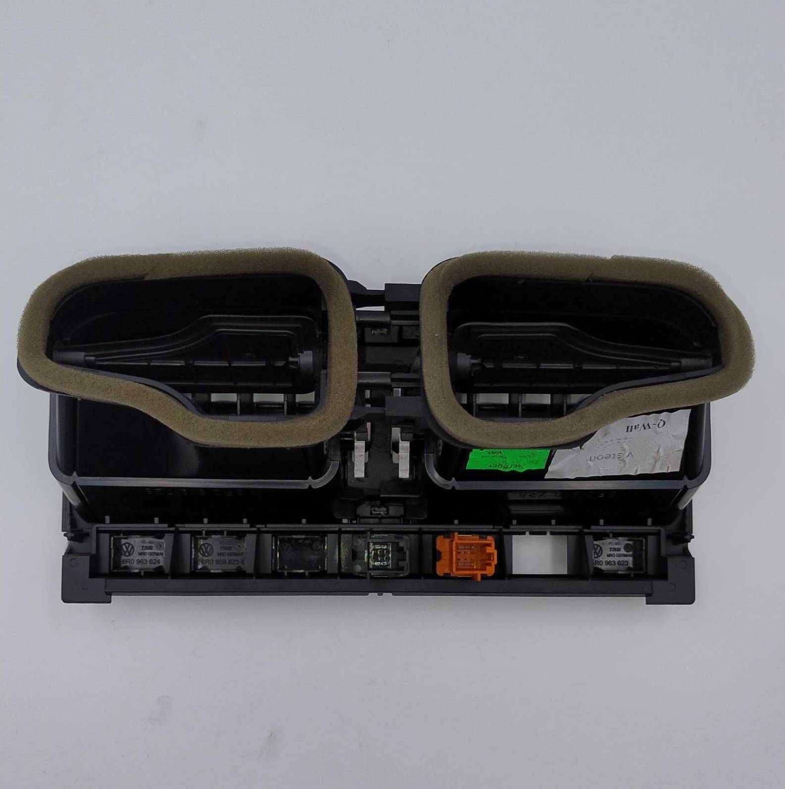 Bocchetta aria ant. console centr.