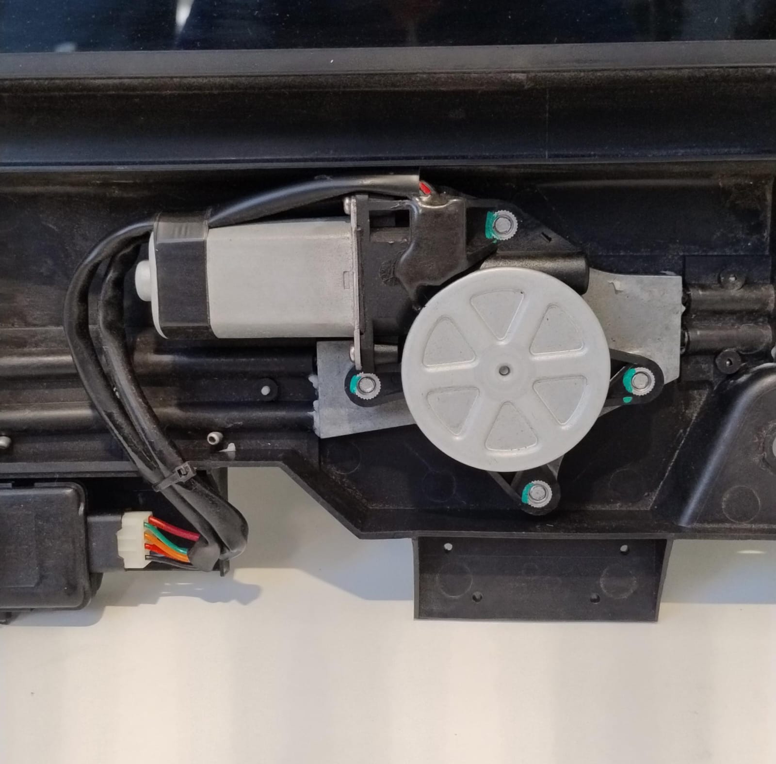 Tetto Apribile con tendina