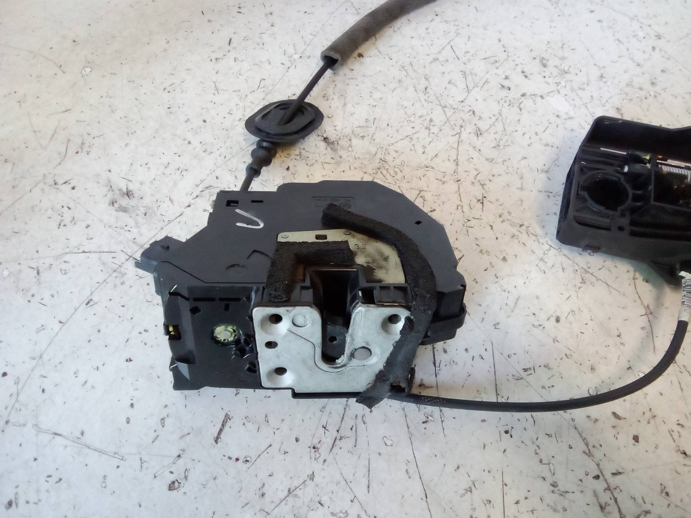 Serratura porta ant. dx.