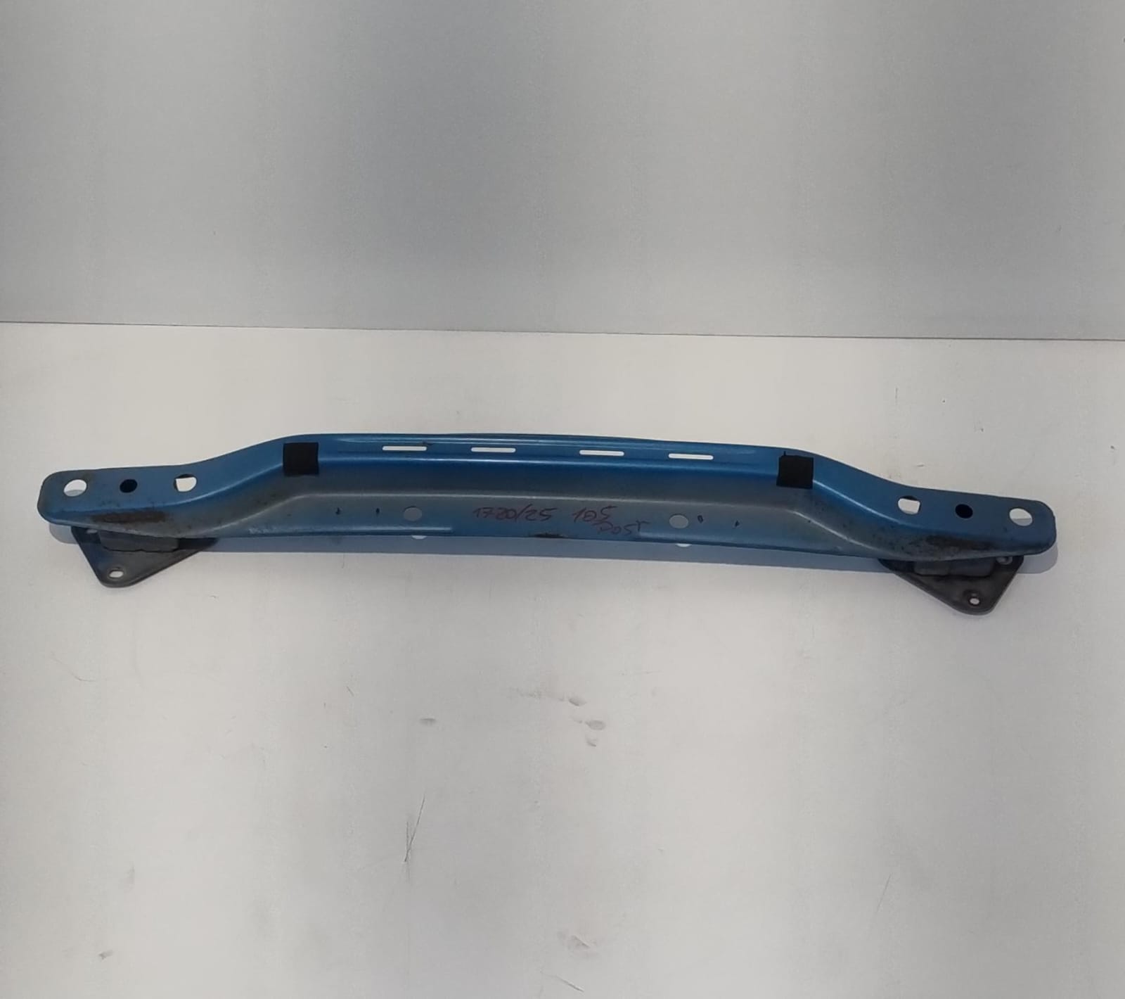 Traversa paraurti post.