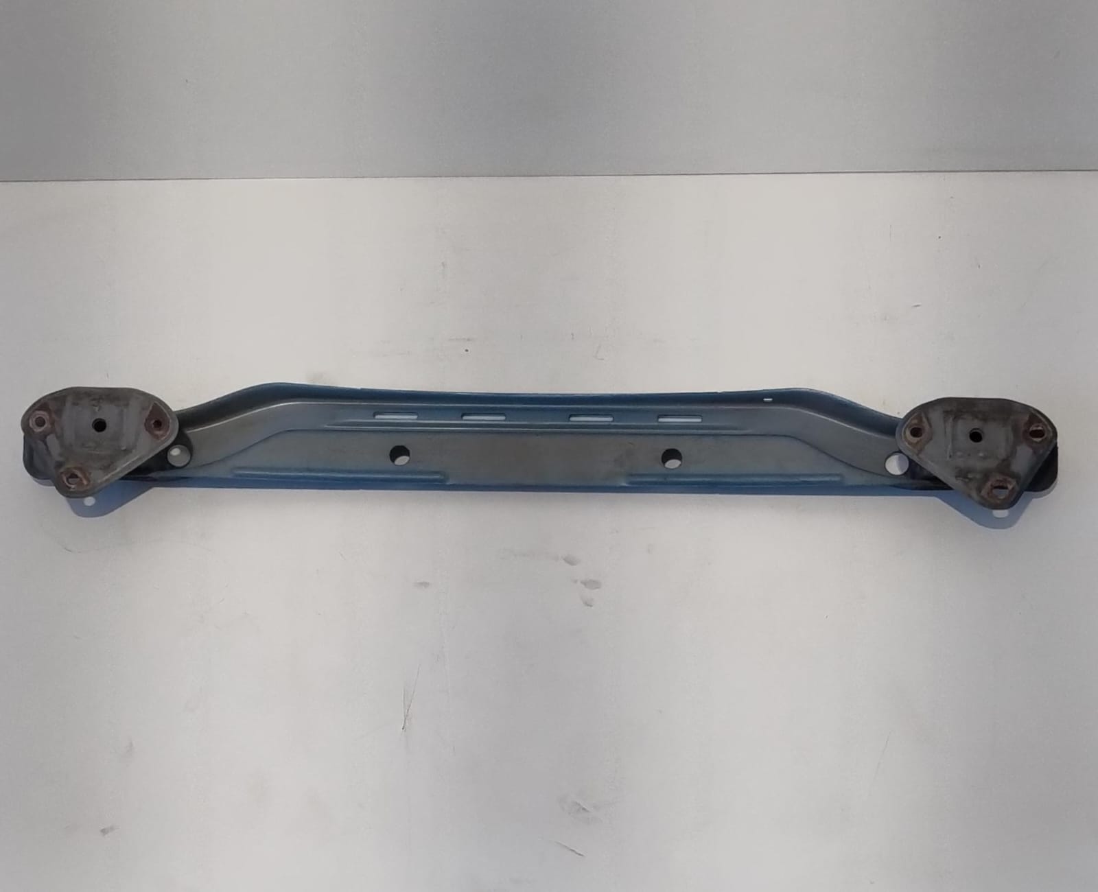 Traversa paraurti post.