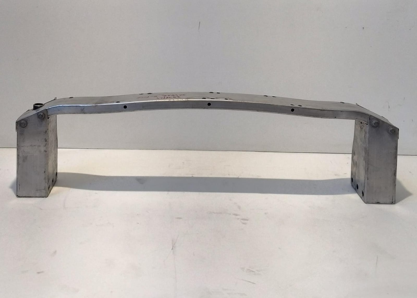 Traversa paraurti ant.