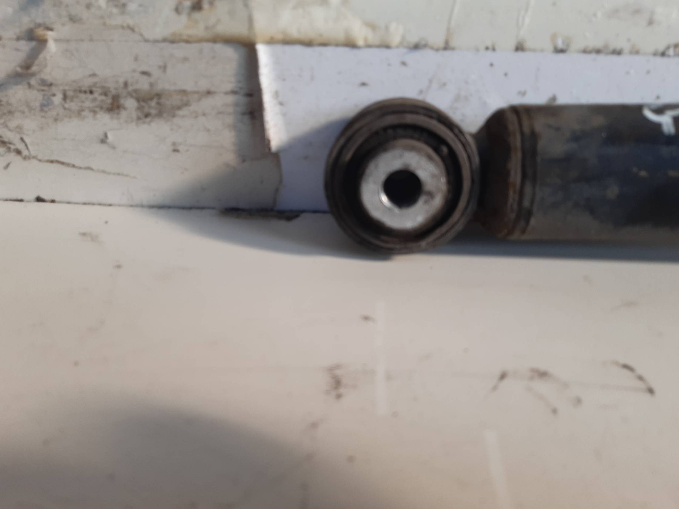 Ammortizzatore post. dx.