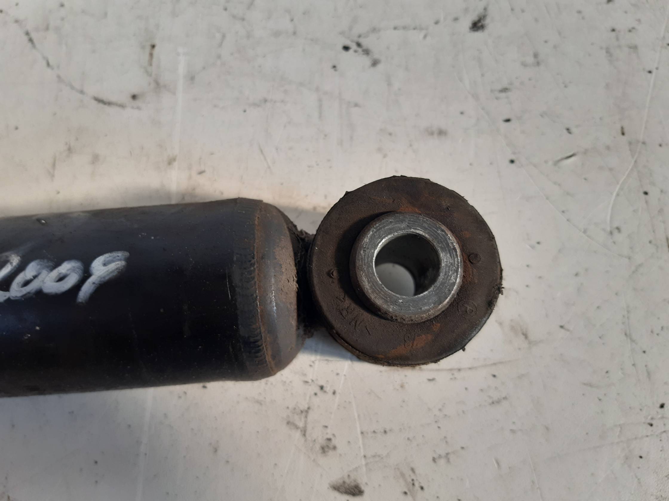 Ammortizzatore post. dx.