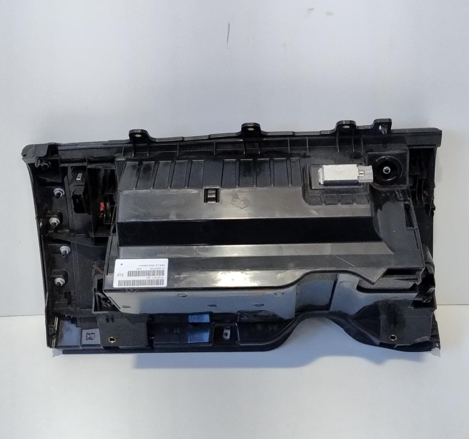 Cassetto vano portaoggetti