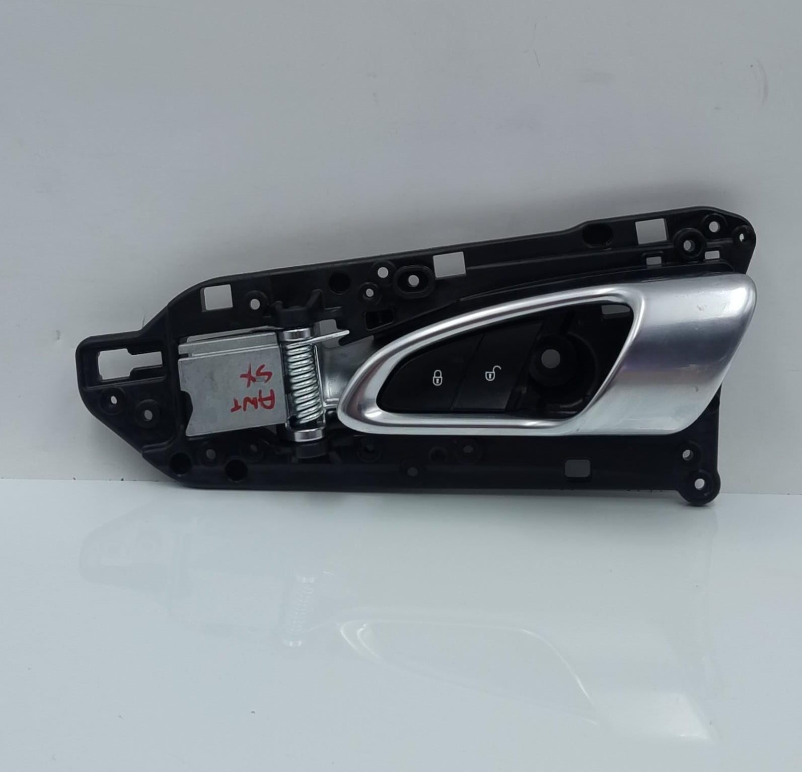 Maniglia int. apertura  porta ant. sx.