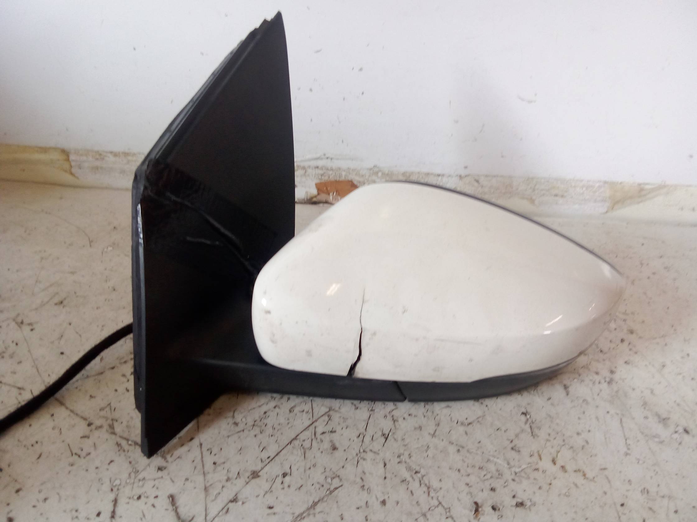 Retrovisore est. regolaz. elettr. sx.