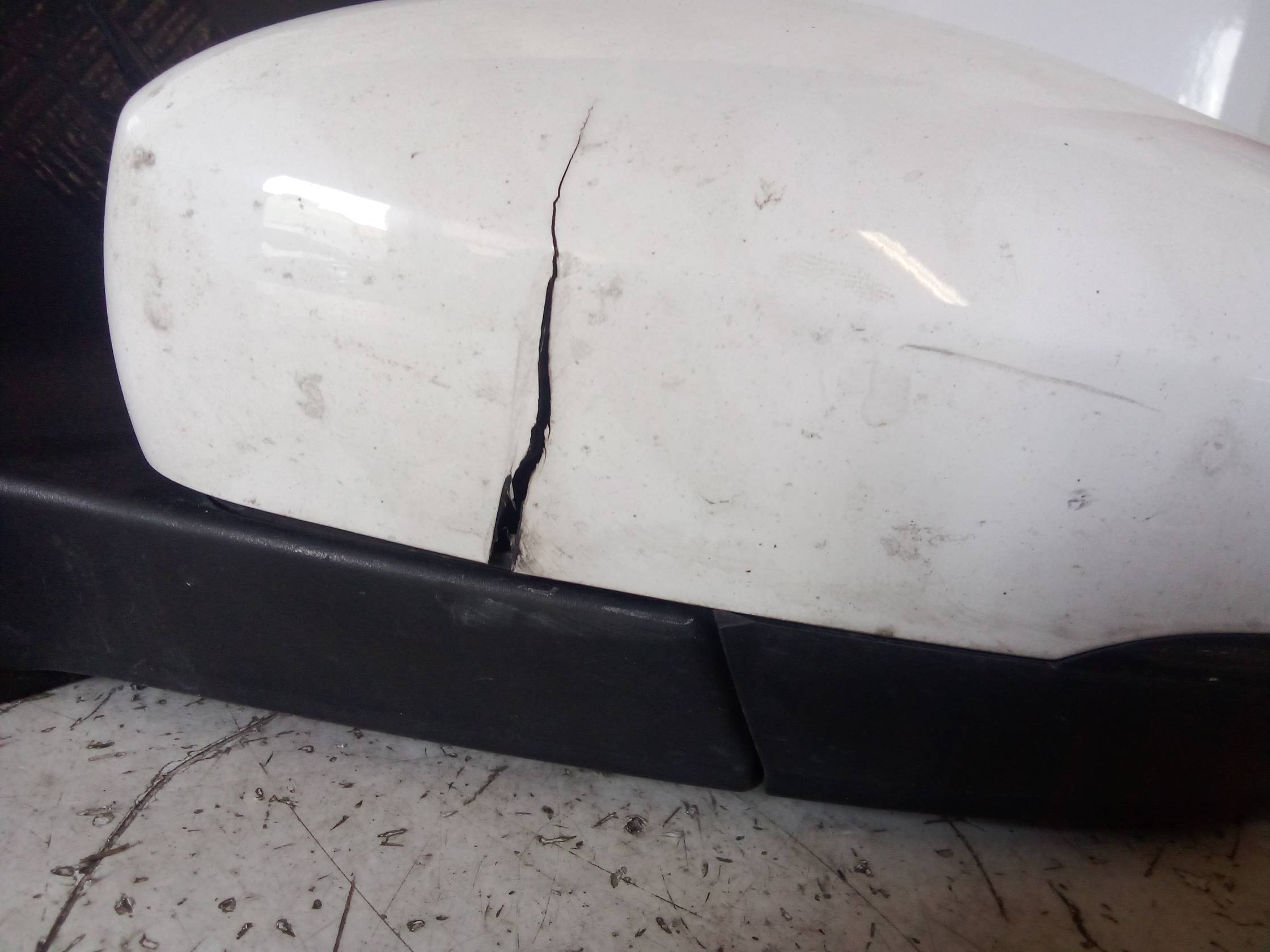 Retrovisore est. regolaz. elettr. sx.