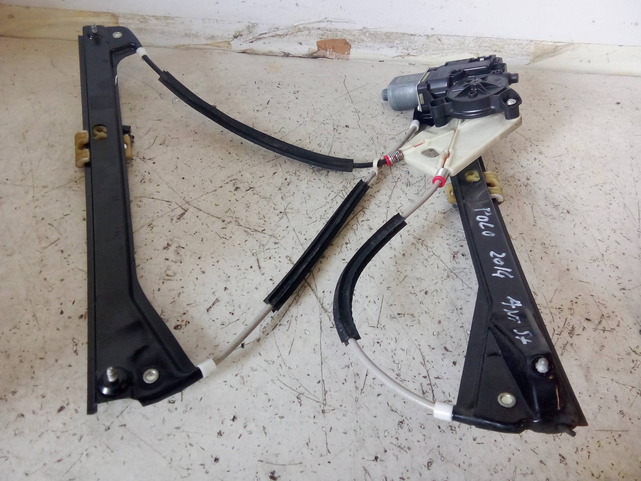 Alzacristallo elettr. porta ant. sx.