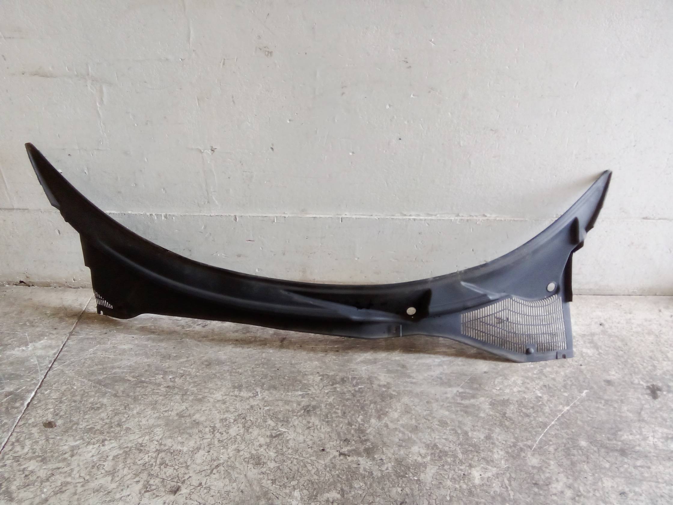 Griglia centr. sottoparabrezza