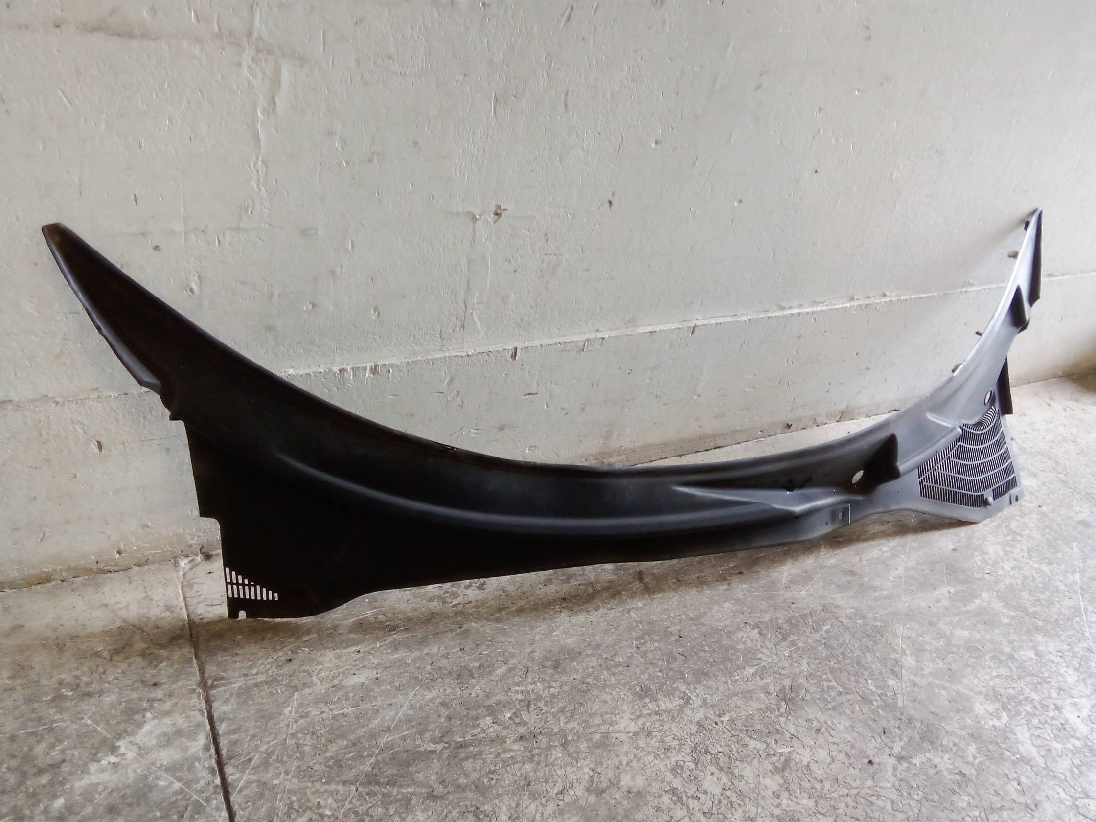 Griglia centr. sottoparabrezza