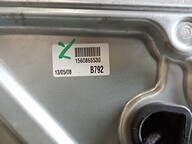 Alzacristallo elettr. porta ant. dx.