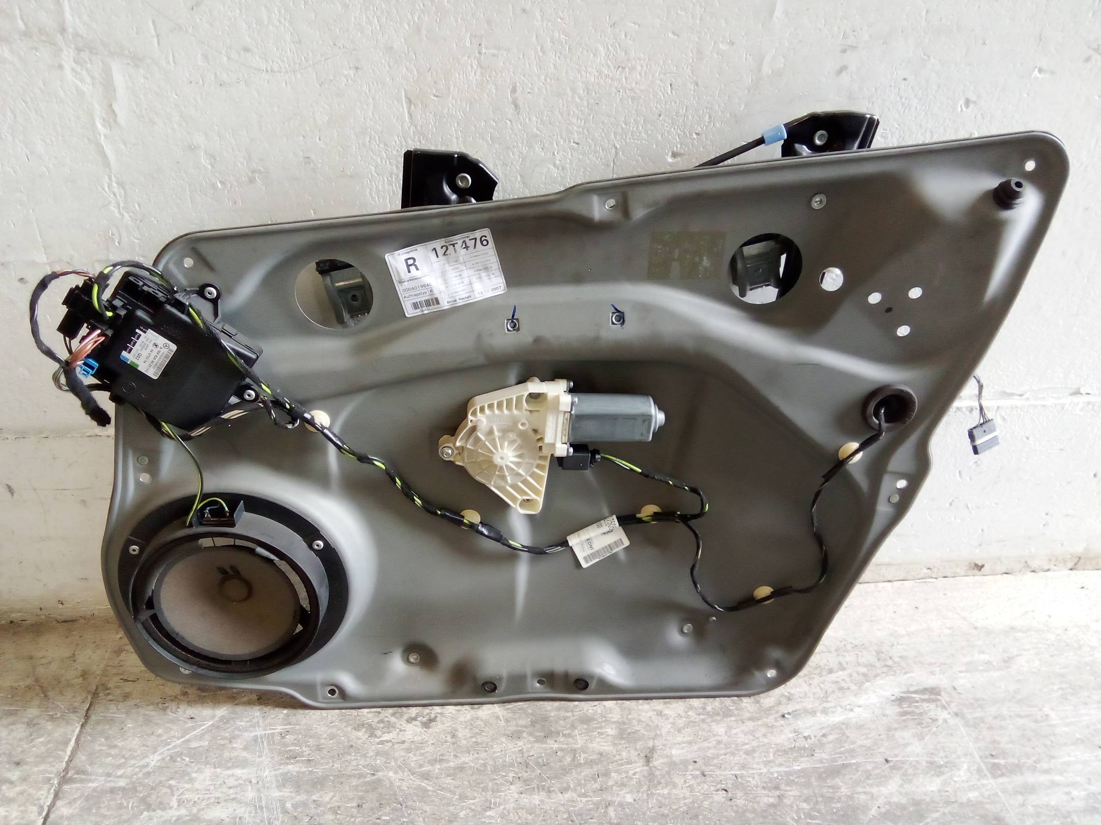 Alzacristallo elettr. porta ant. dx.