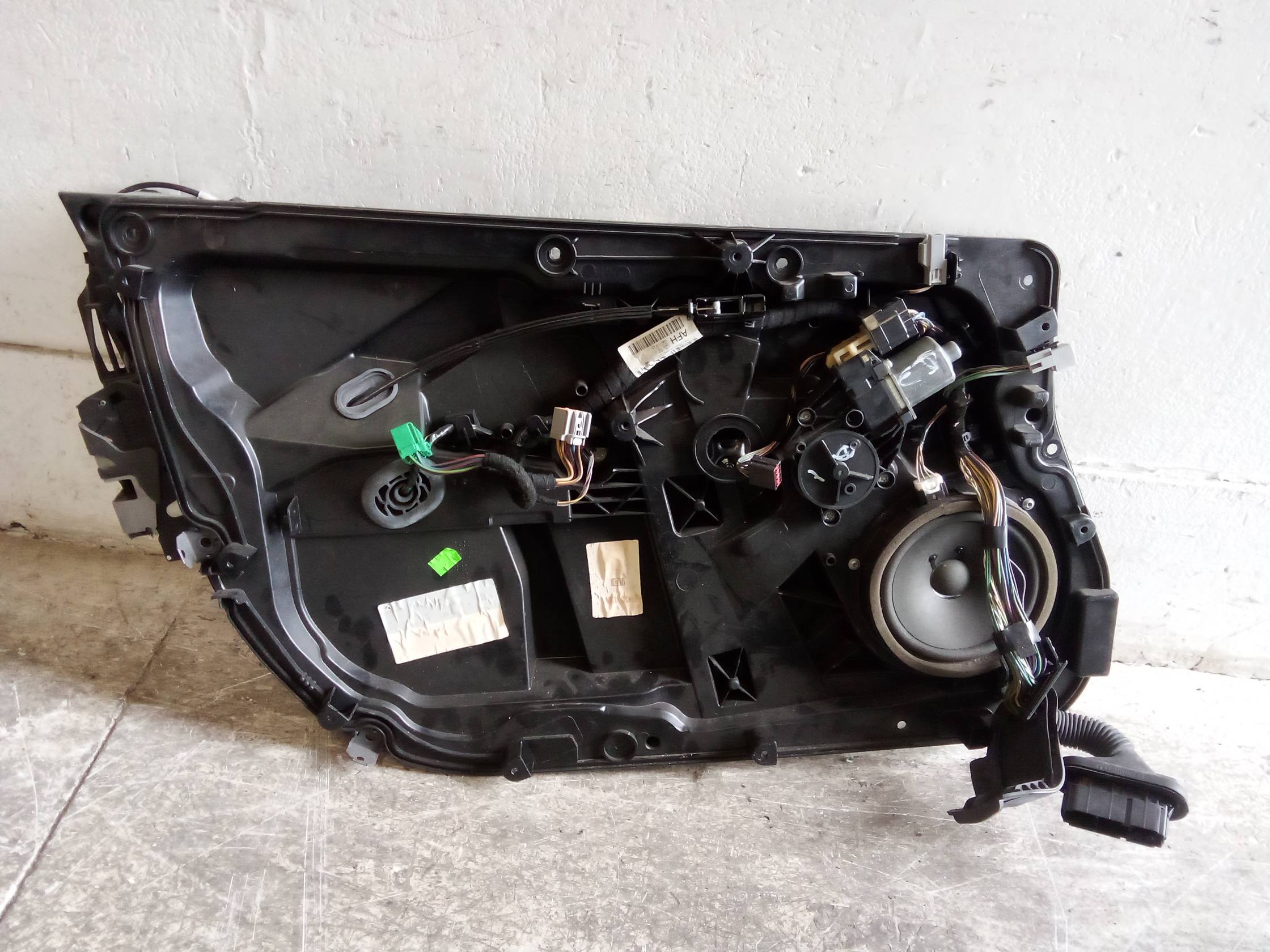 Alzacristallo elettr. porta ant. sx.