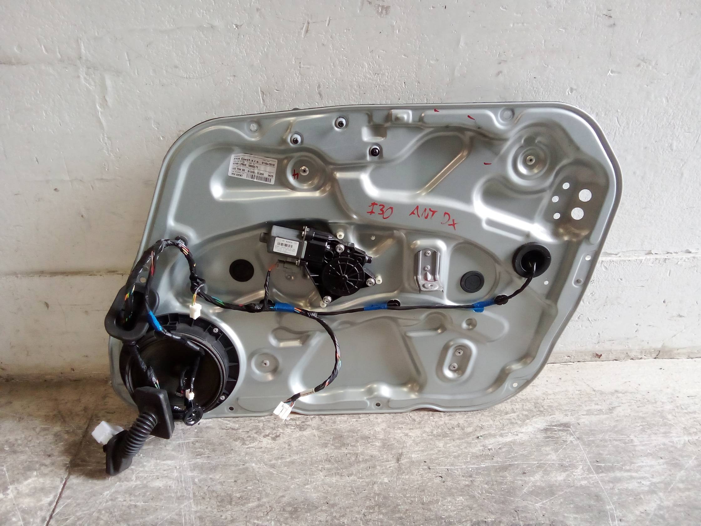 Alzacristallo elettr. porta ant. dx.