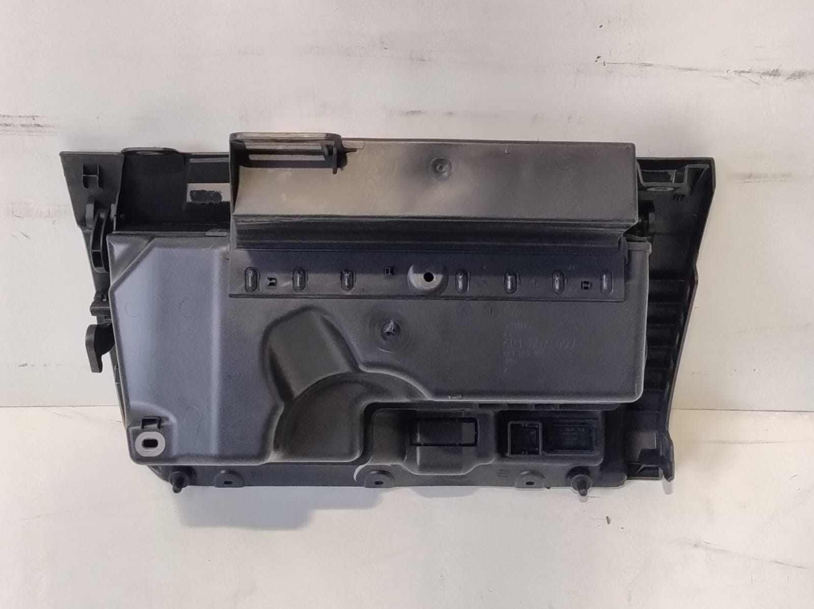 Cassetto vano portaoggetti