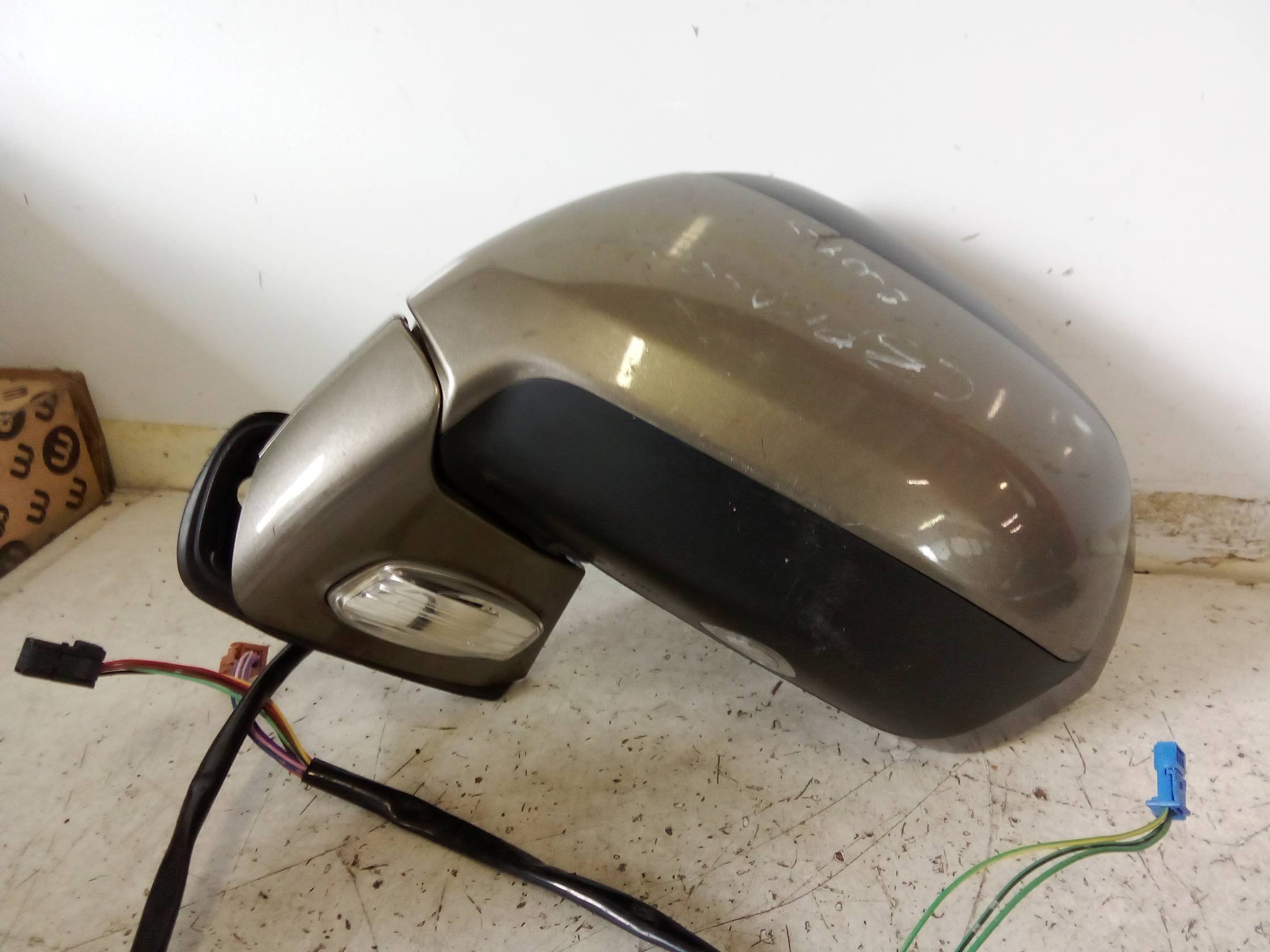 Retrovisore est. regolaz. elettr. sx.