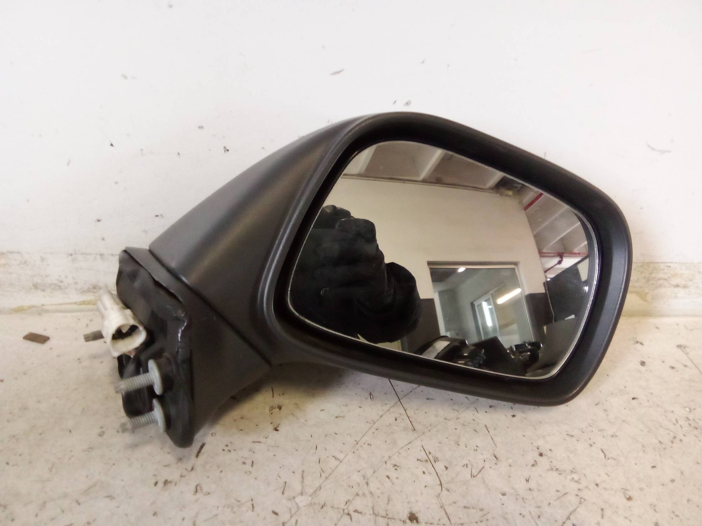 Retrovisore est. dx.