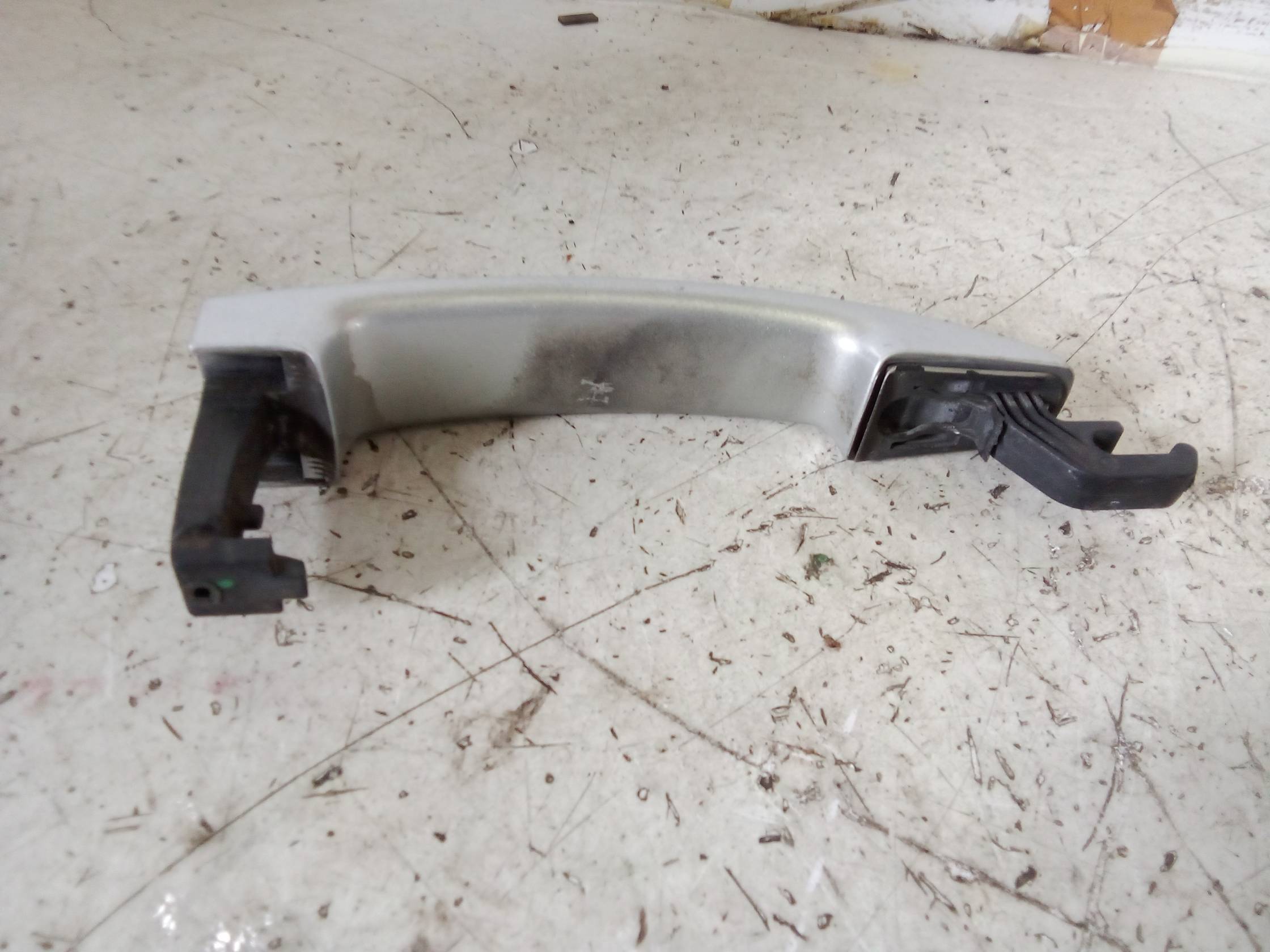 Maniglia porta ant. dx. Maniglia porta ant. dx.