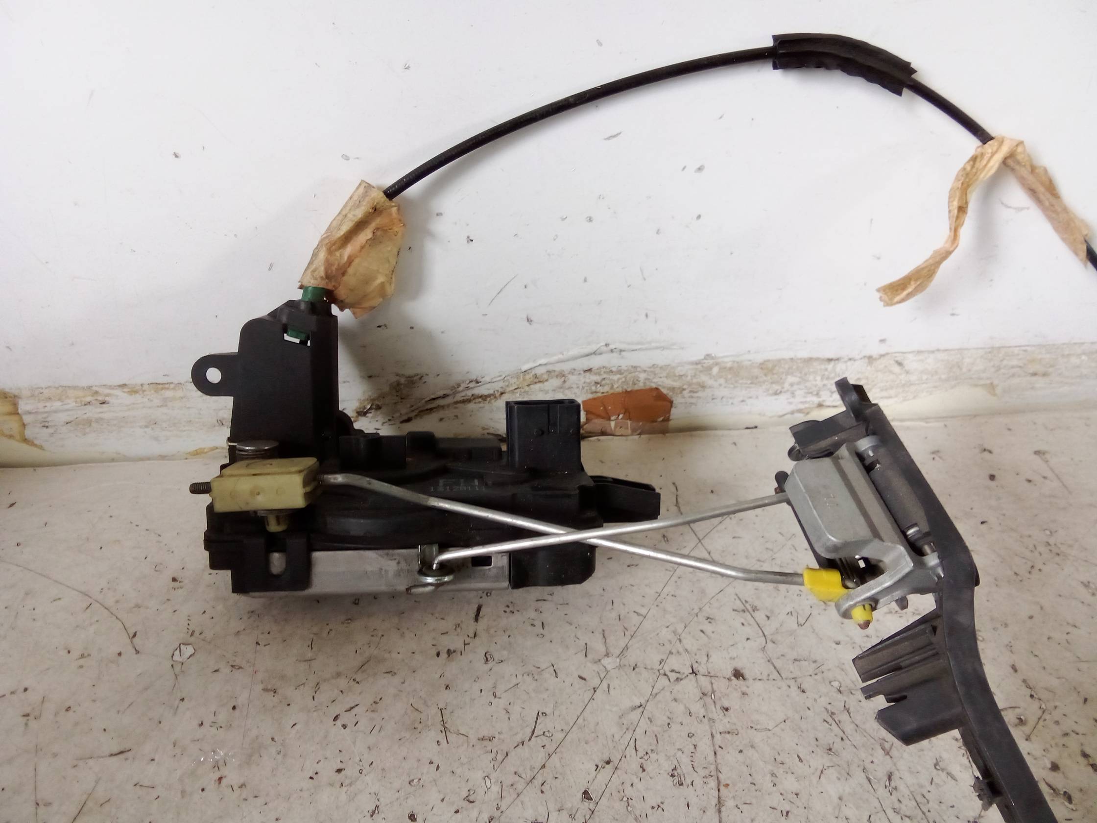 Serratura porta ant. sx.