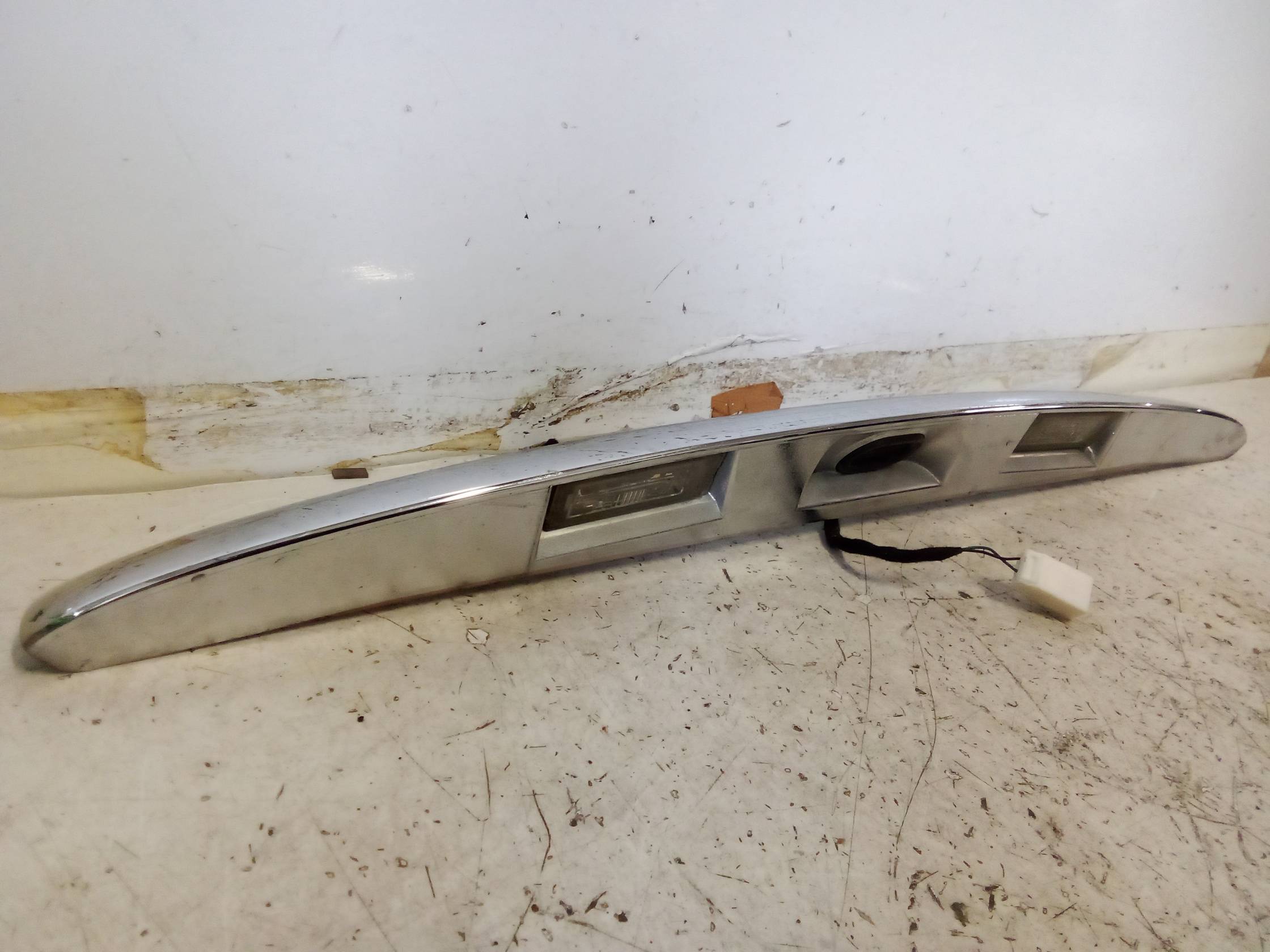 Maniglia portello post. Maniglia portello post.