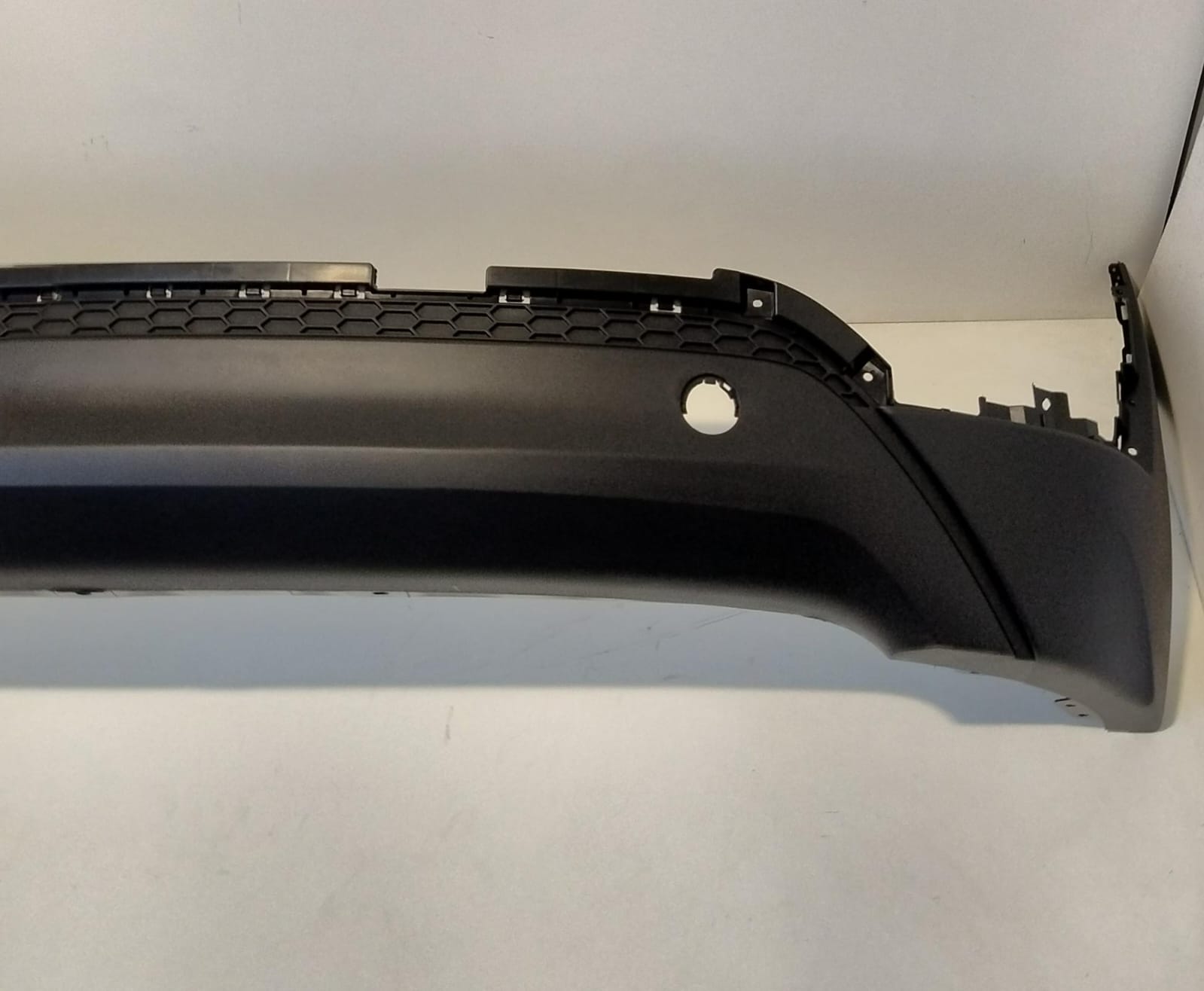 Paraurti post. parte bassa