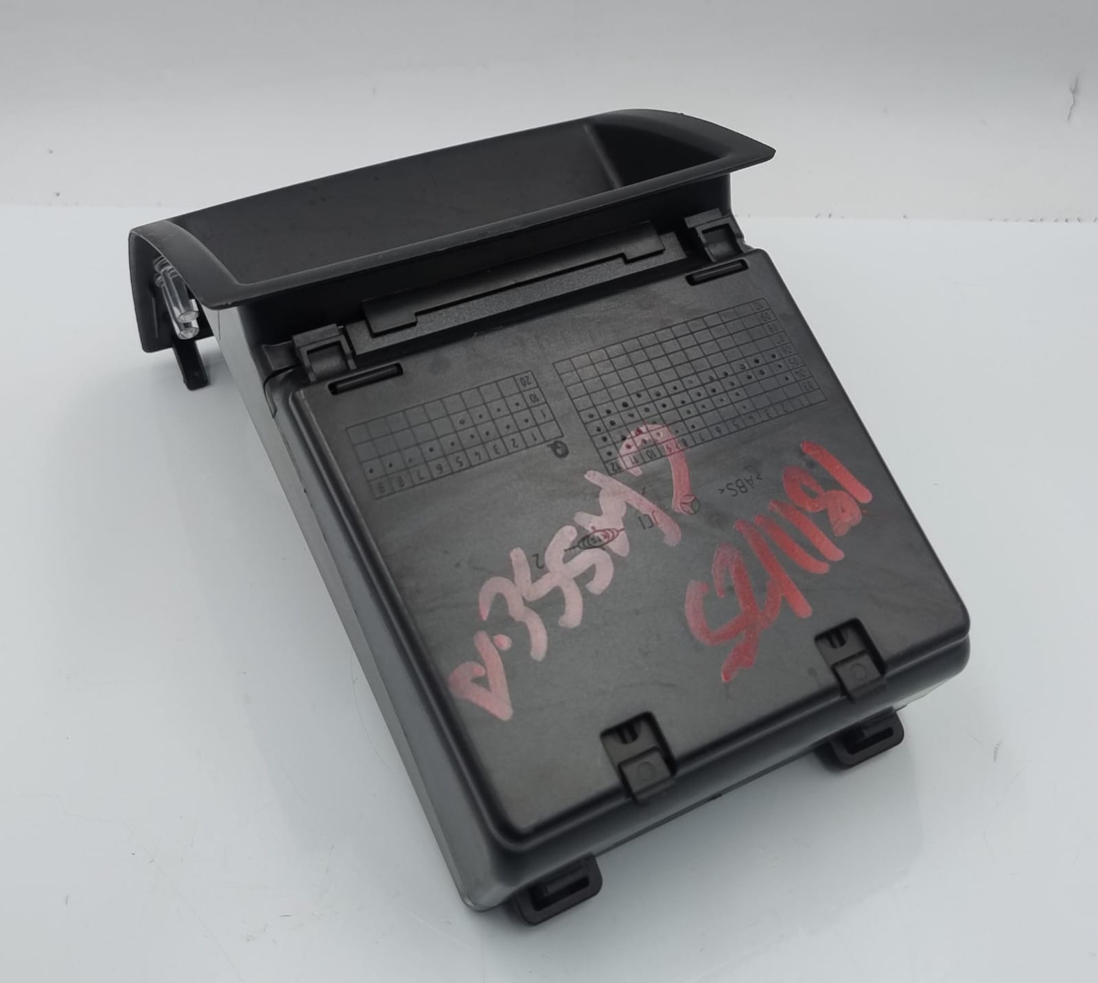 Mascherina portastrumenti inf. lat. cruscotto