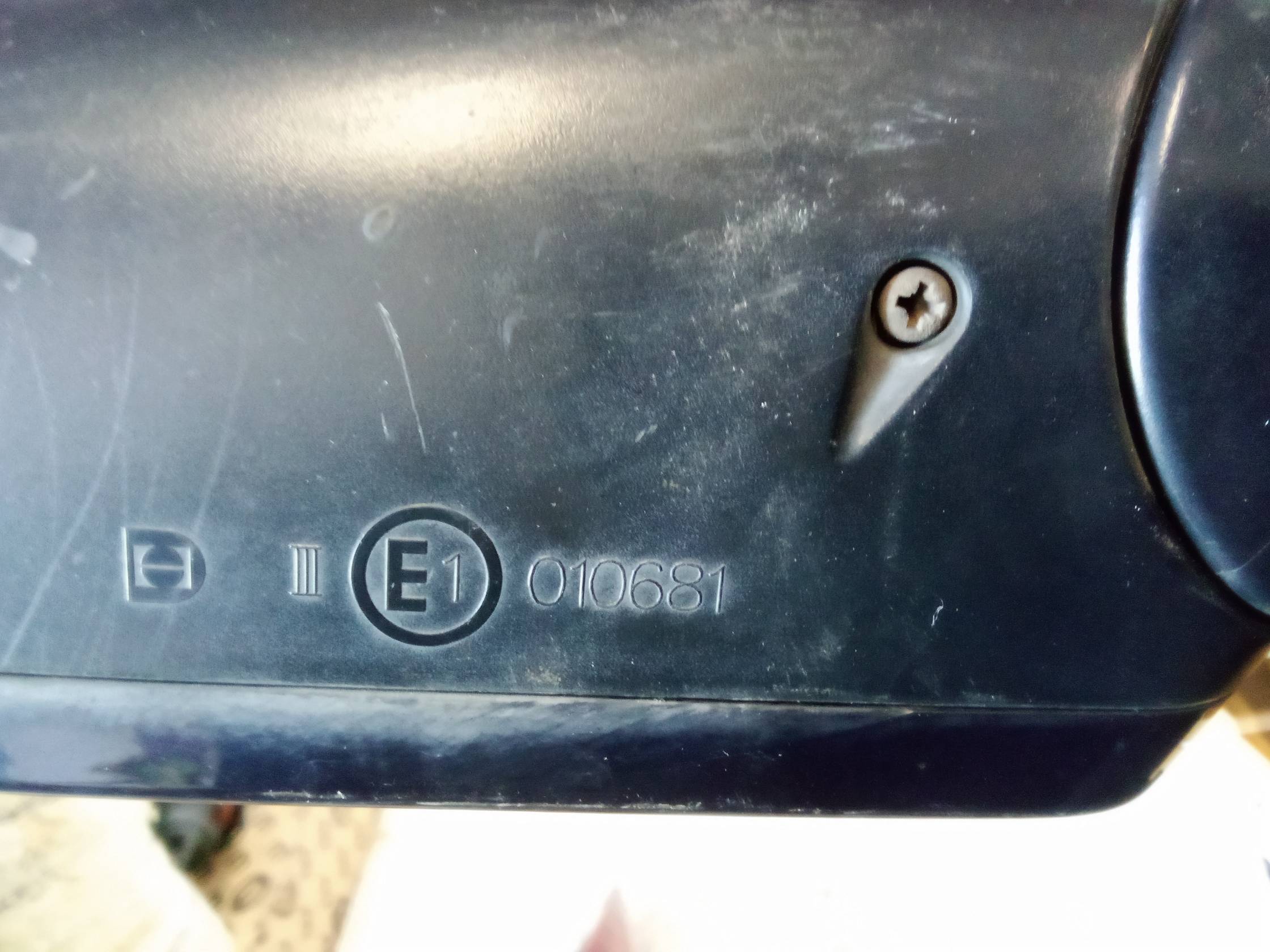 Retrovisore est. regolaz. elettr. dx.