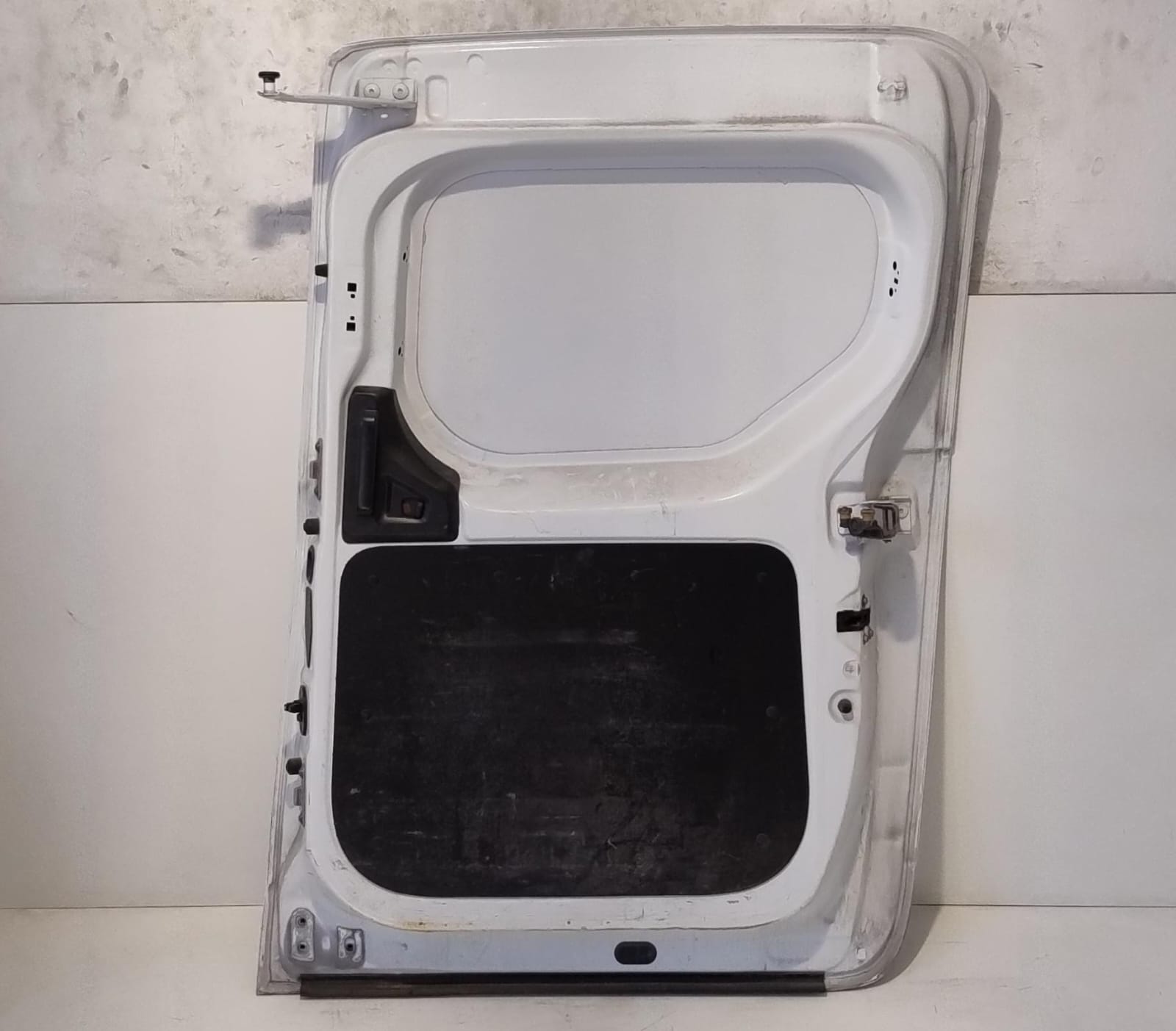 Porta Laterale Scorrevole dx. Porta Laterale Scorrevole dx.