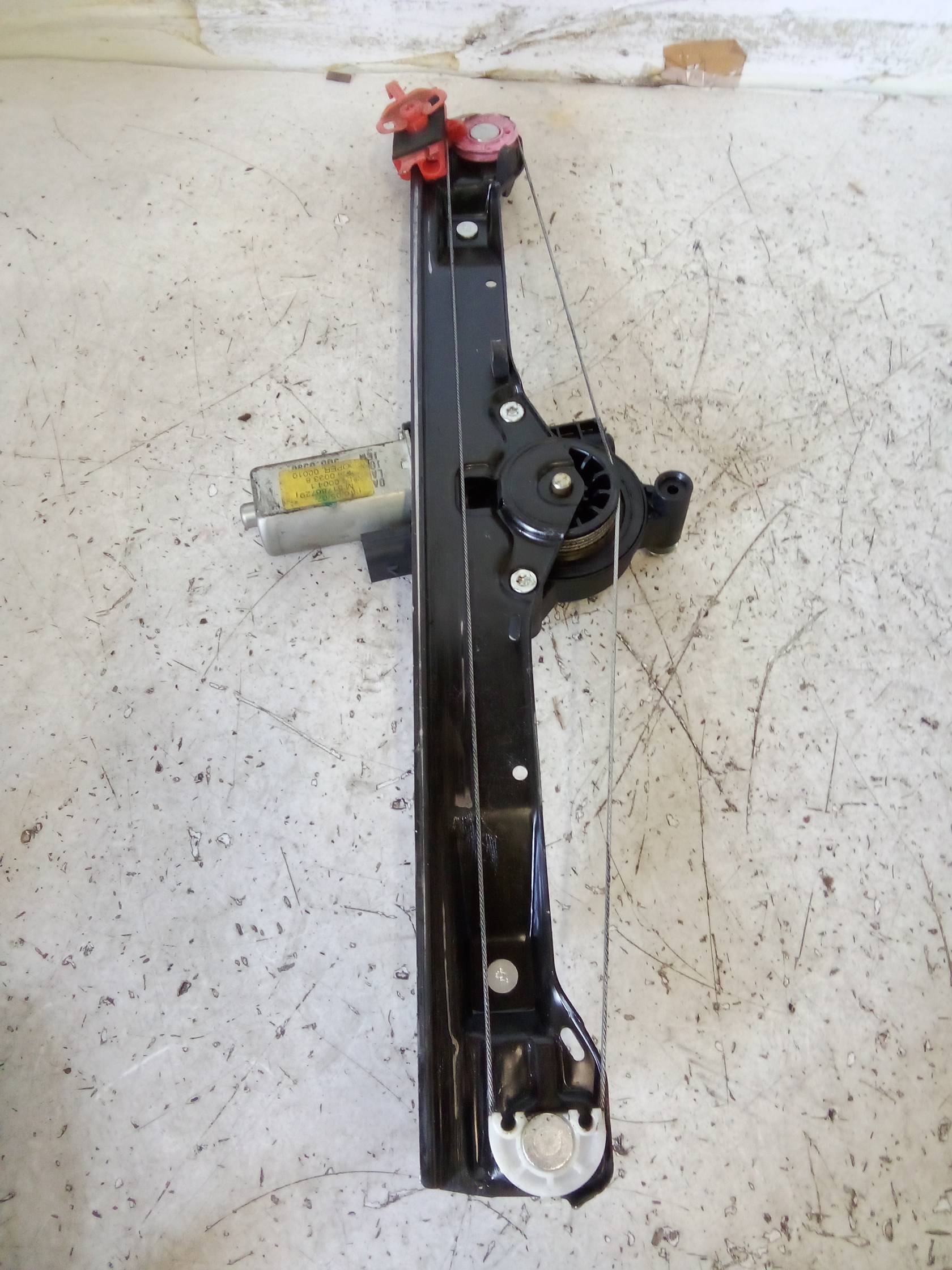 Alzacristallo elettr. porta ant. sx.