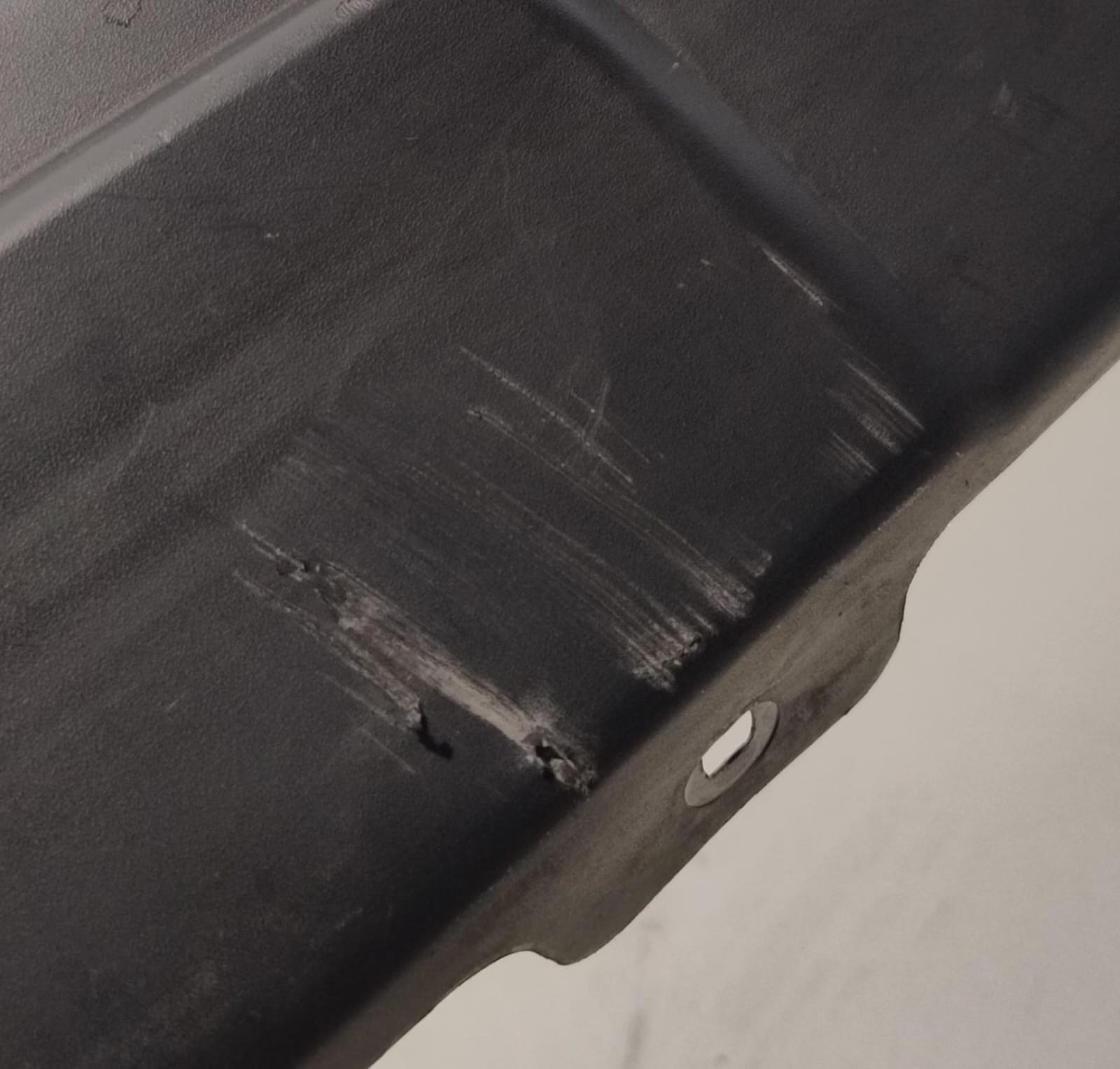 Paraurti post. Paraurti post.