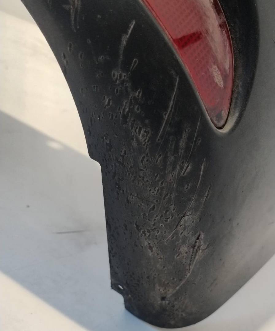 Paraurti post. Paraurti post.