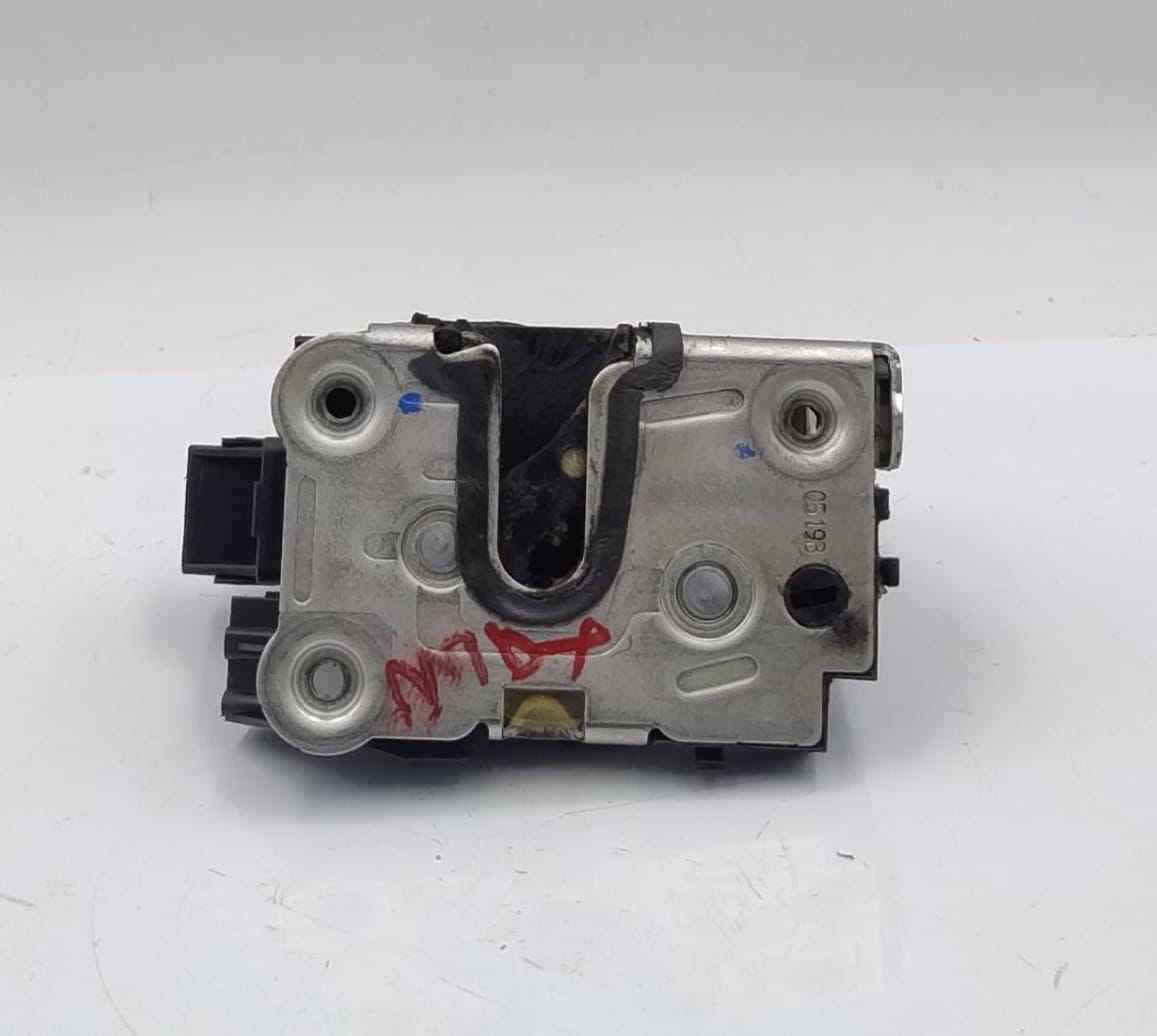 Serratura porta ant. dx.