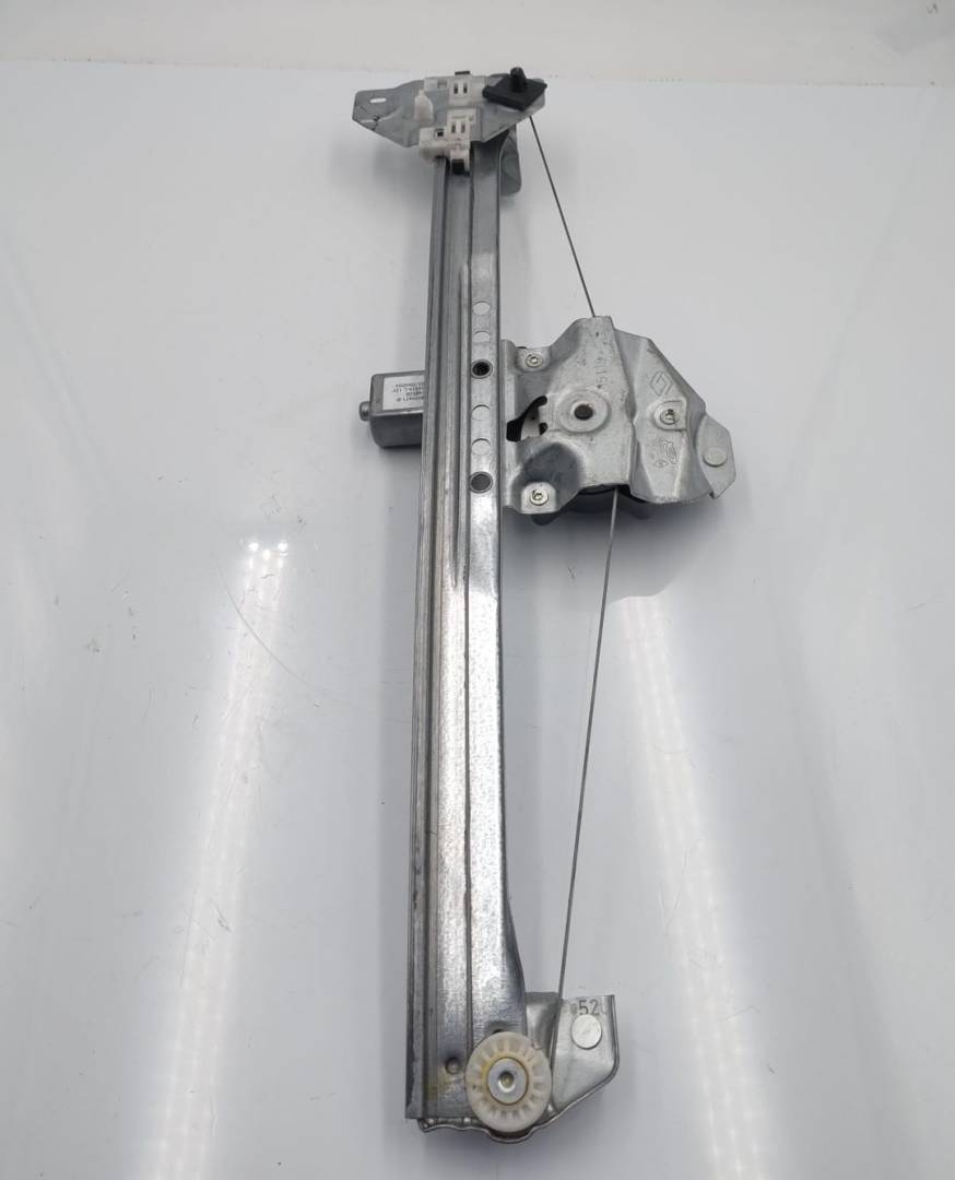 Alzacristallo elettr. porta ant. dx. Alzacristallo elettr. porta ant. dx.