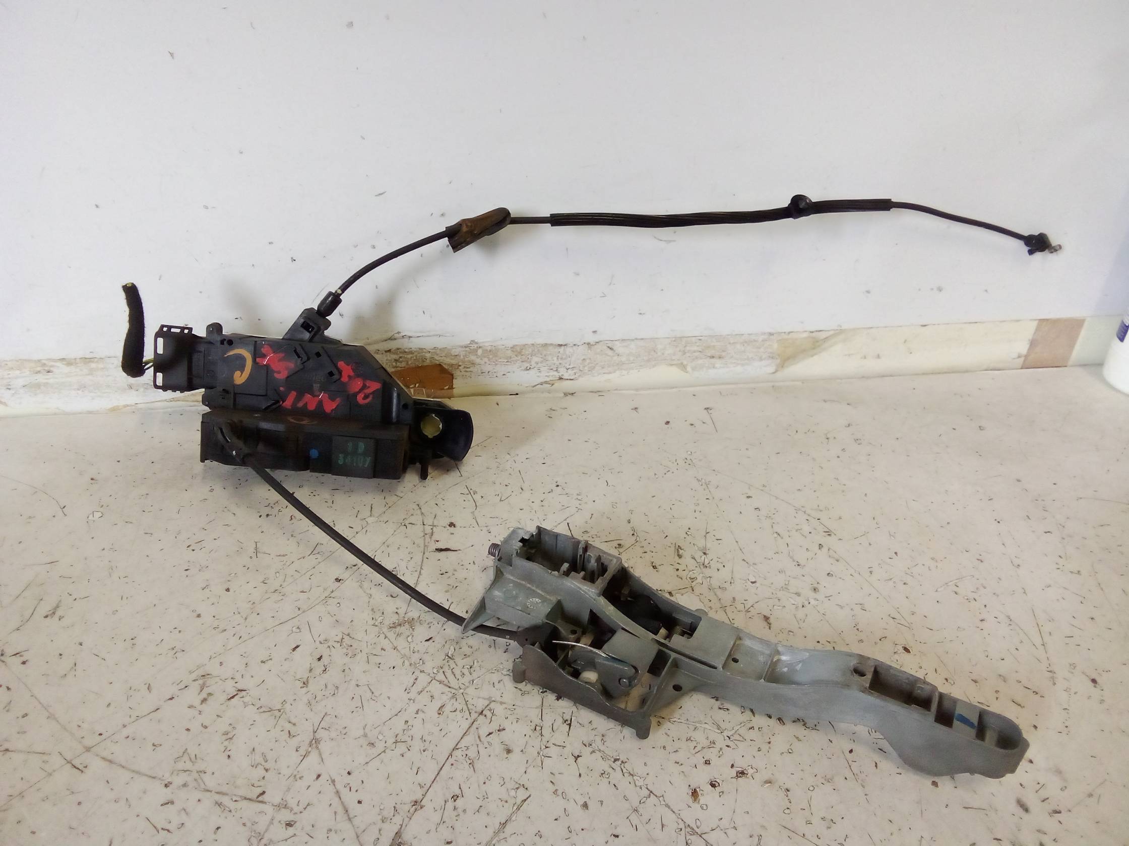 Serratura porta ant. sx.