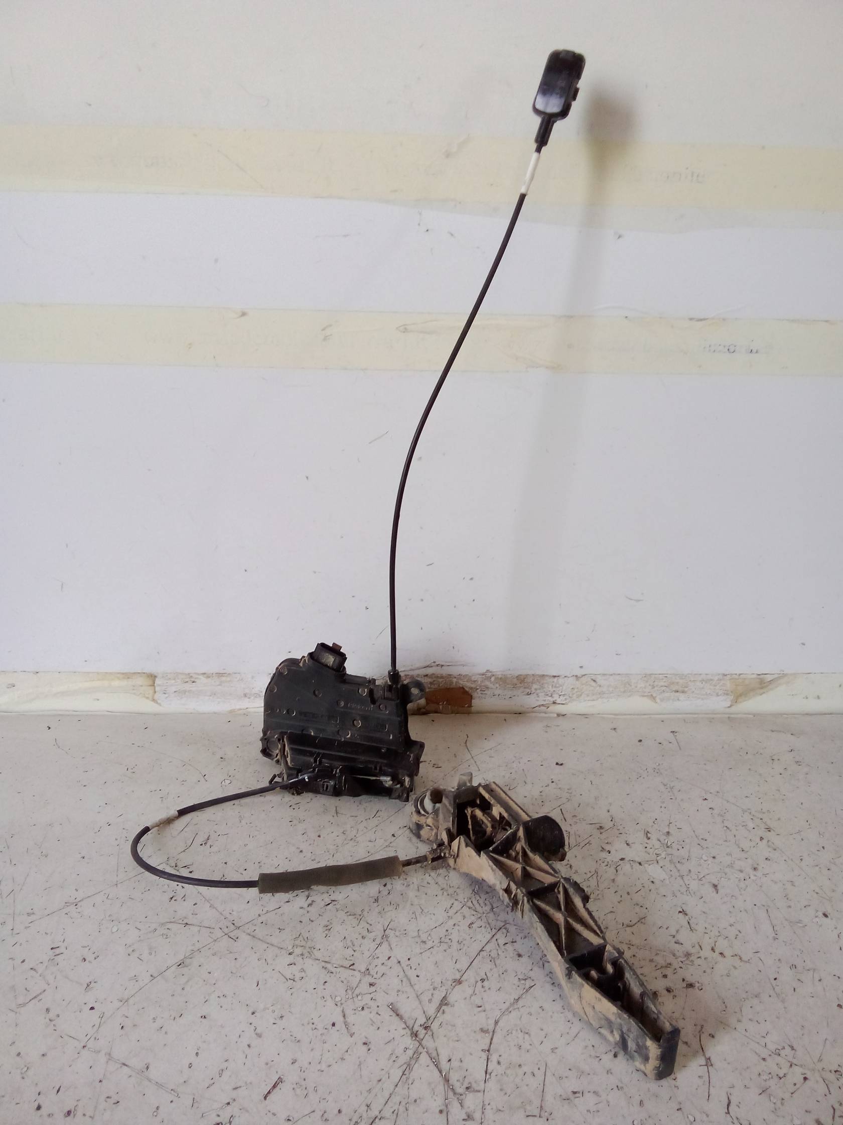 Serratura porta ant. dx.