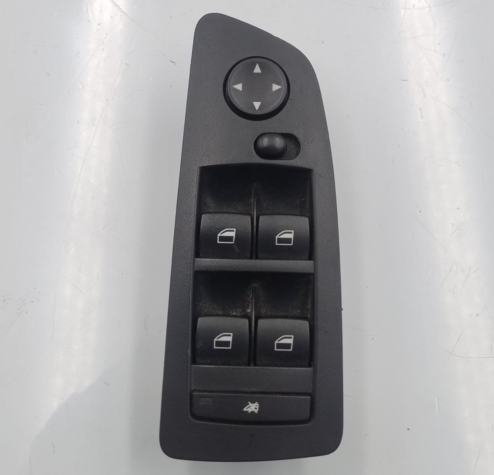 Blocco comando alzacristalli ant. sx.