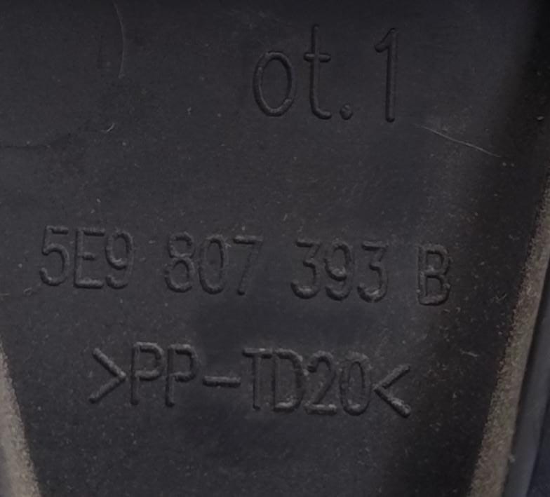 Staffa paraurti posteriore sx.