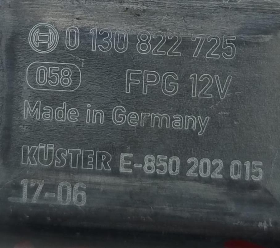 Alzacristallo elettr. porta post. sx.