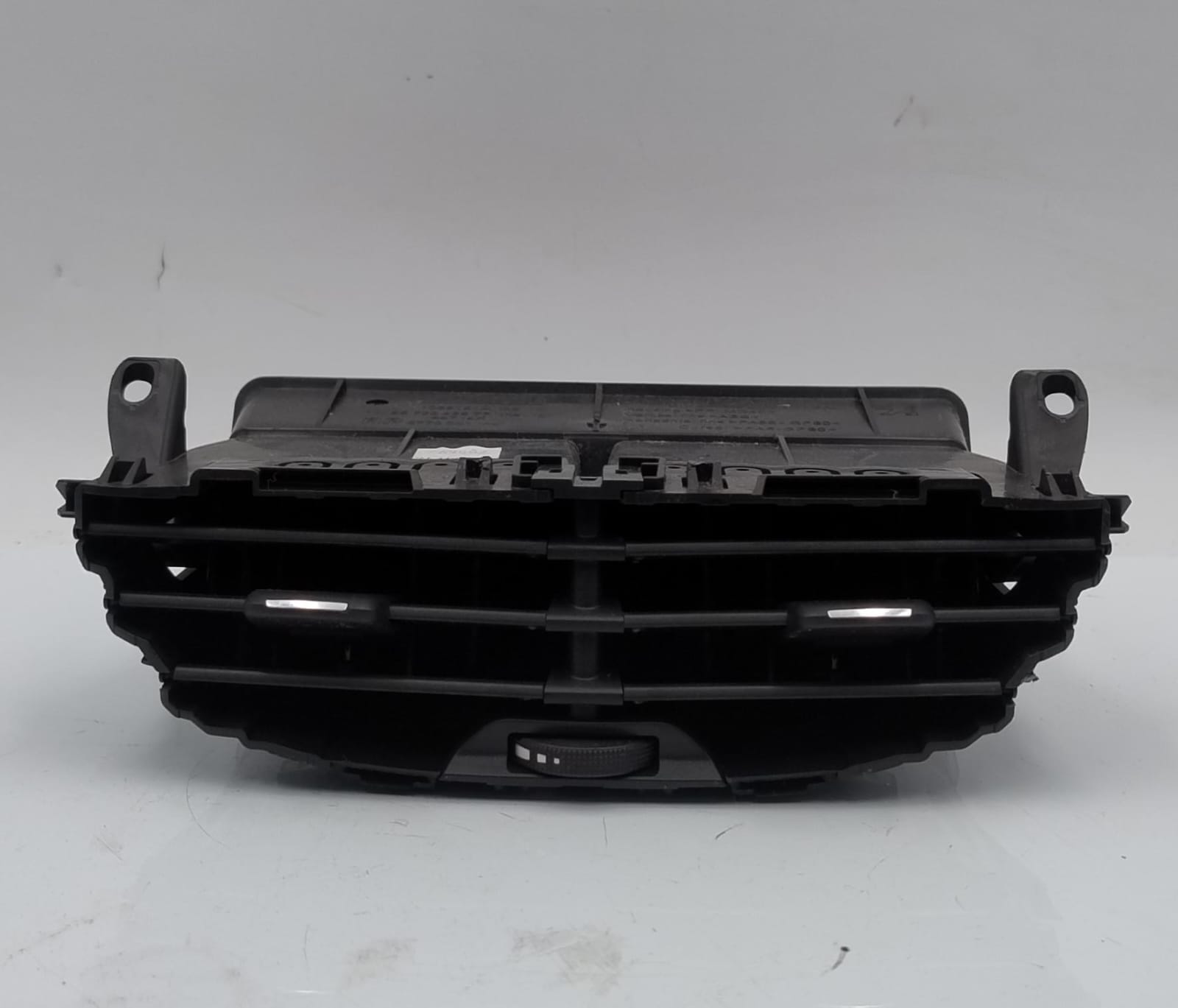 Bocchetta aria ant. console centr.