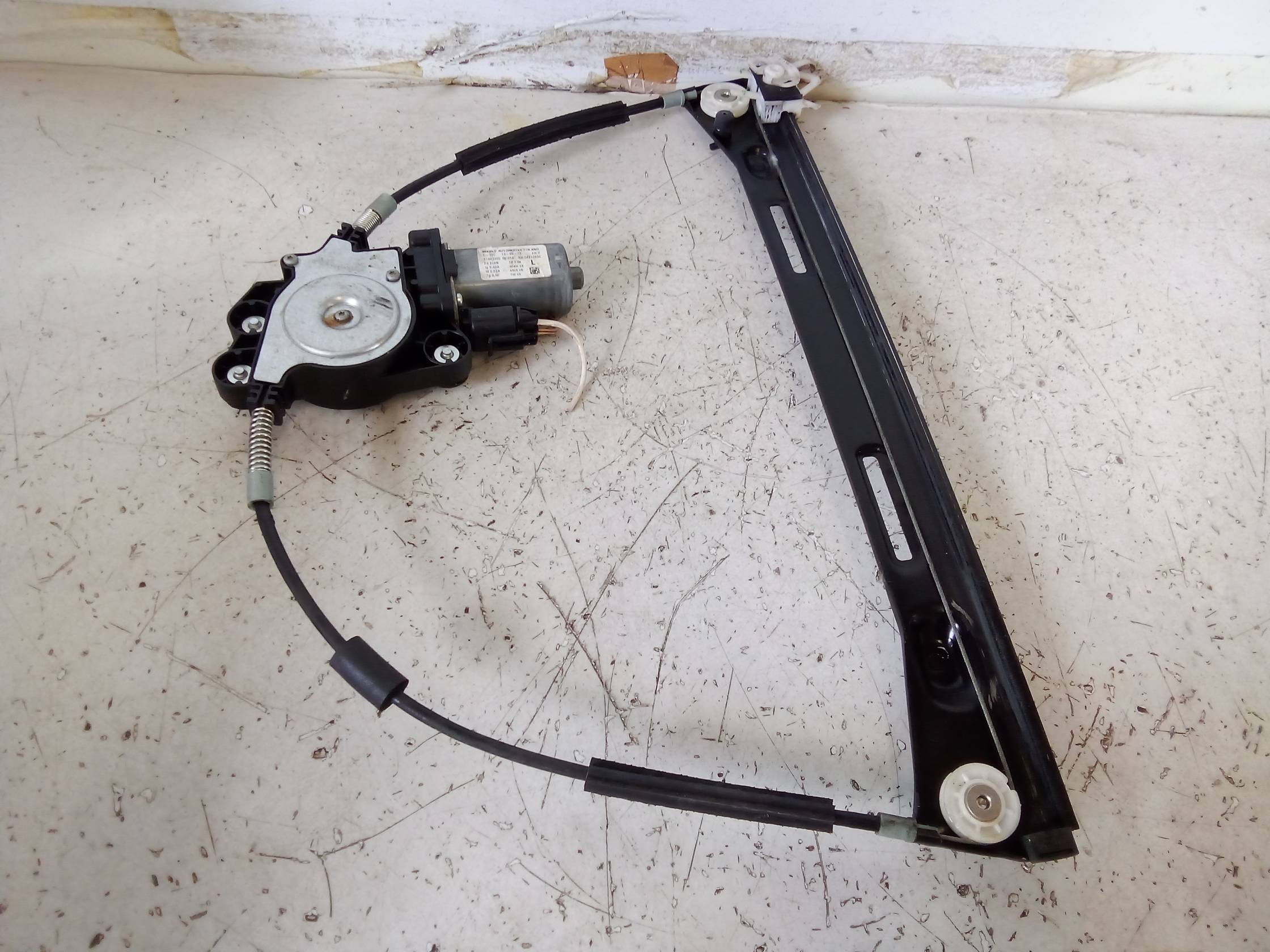 Alzacristallo elettr. porta ant. con motorino sx.