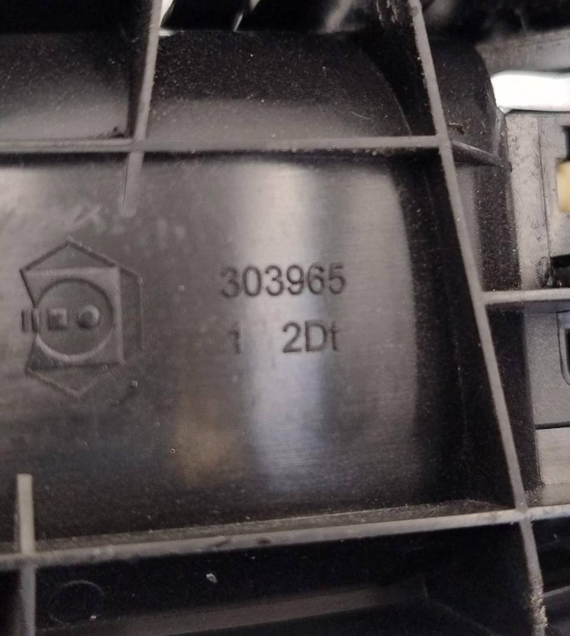 Maniglia int. apertura porta ant. dx.