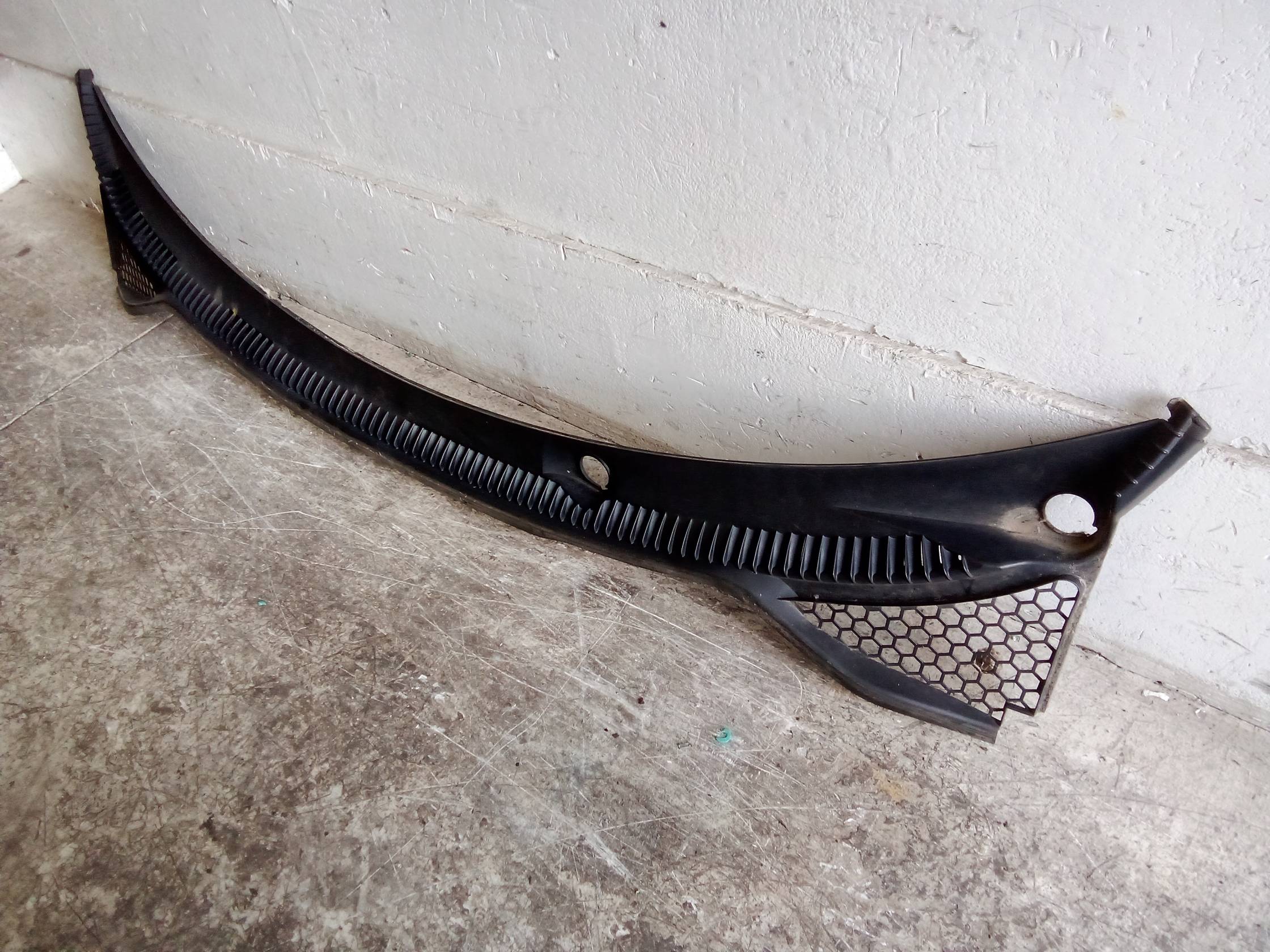 Griglia centr. sottoparabrezza