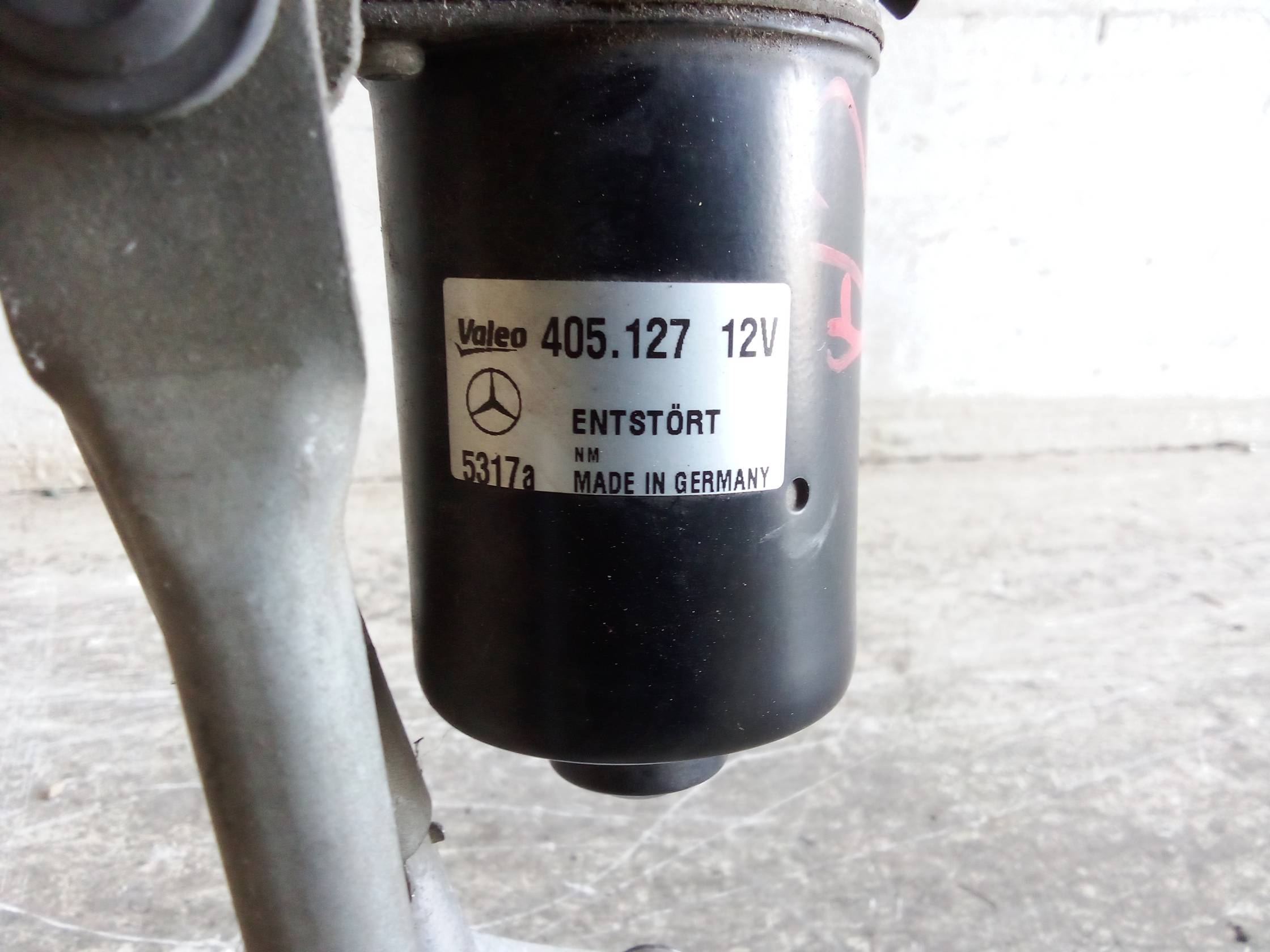 Meccanismo tergiparabrezza con motorino